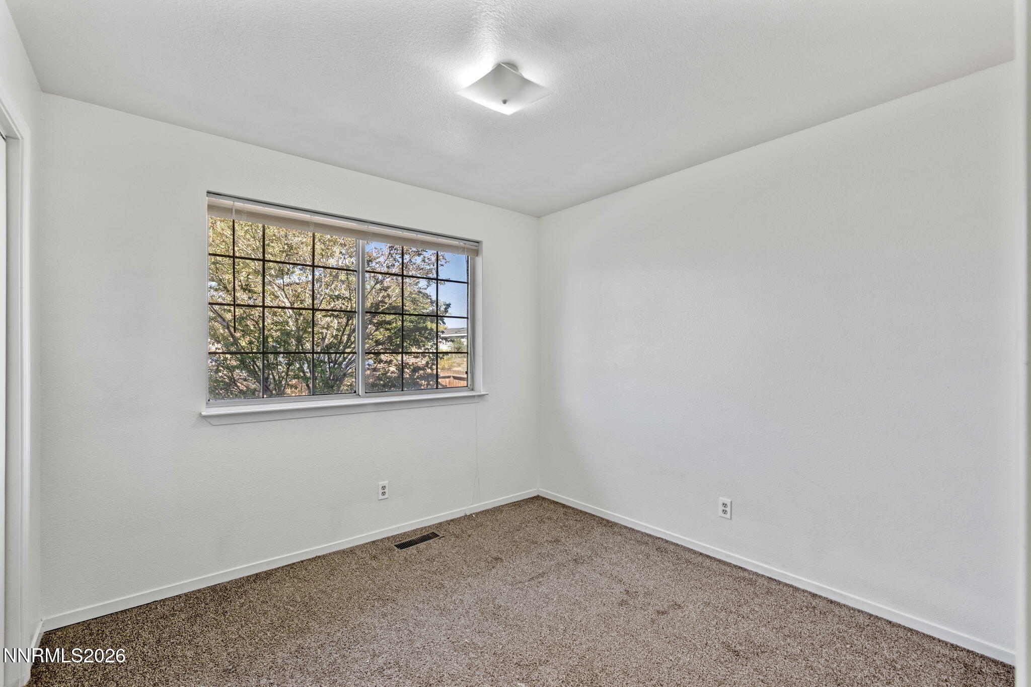 1006 Opal Way Property Photo 19