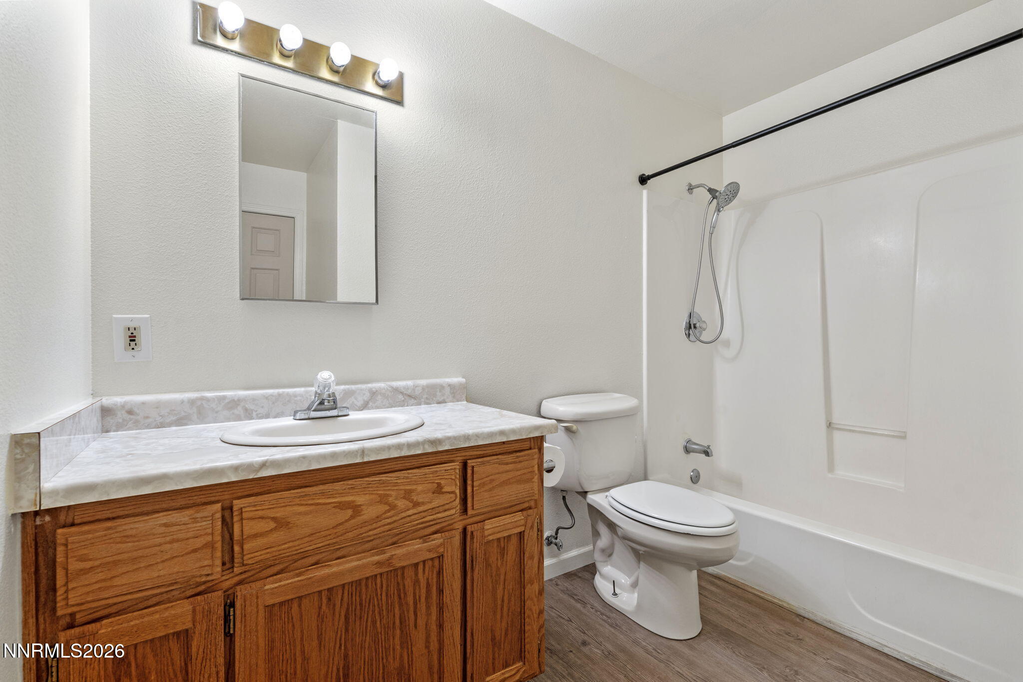 1006 Opal Way Property Photo 20