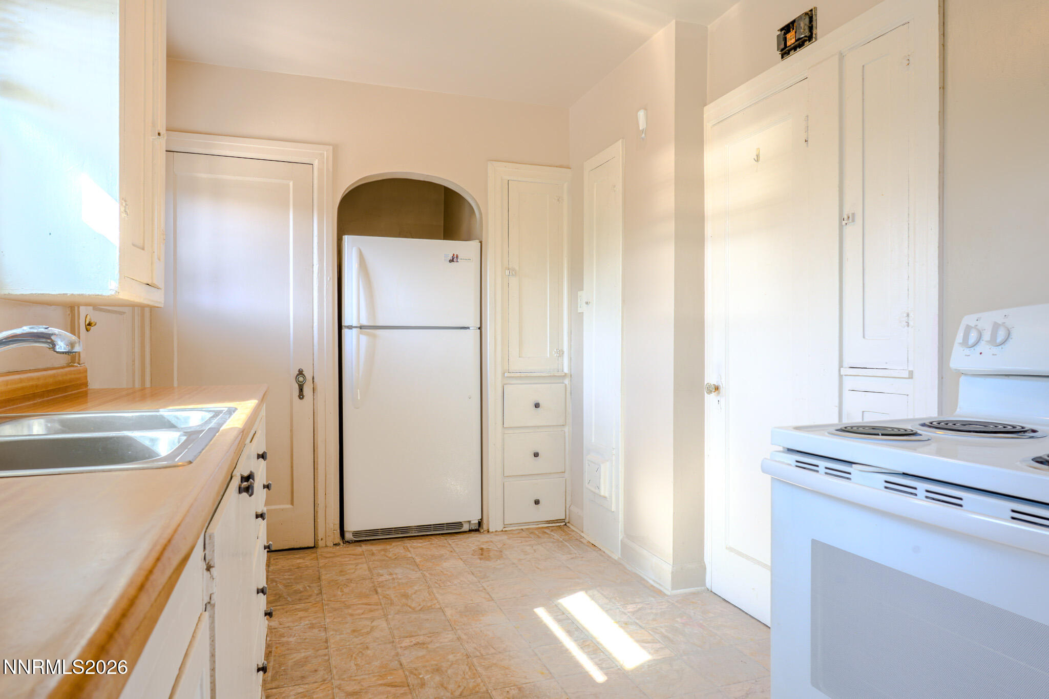 963 S Center Street Property Photo 3