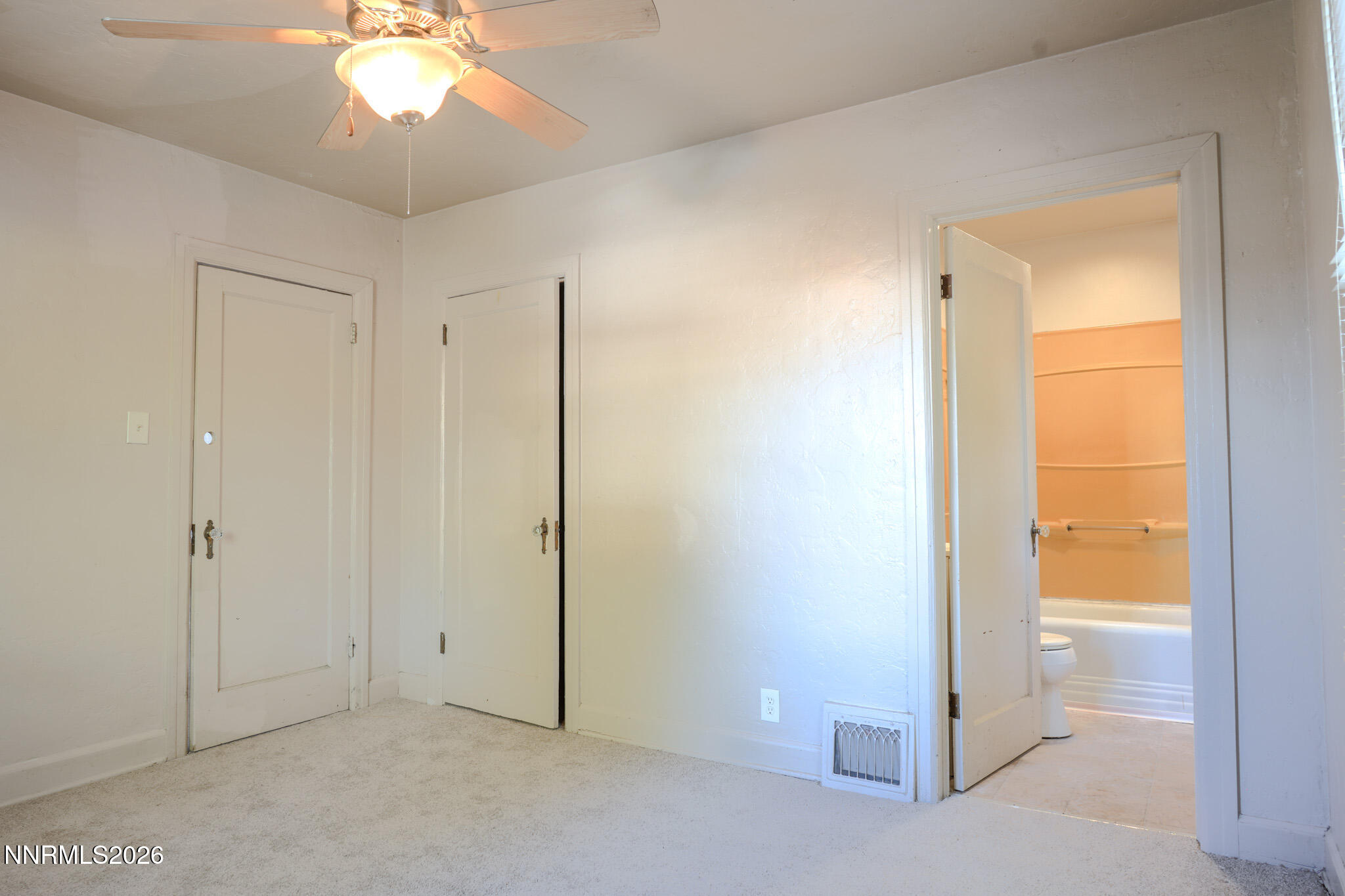 963 S Center Street Property Photo 6
