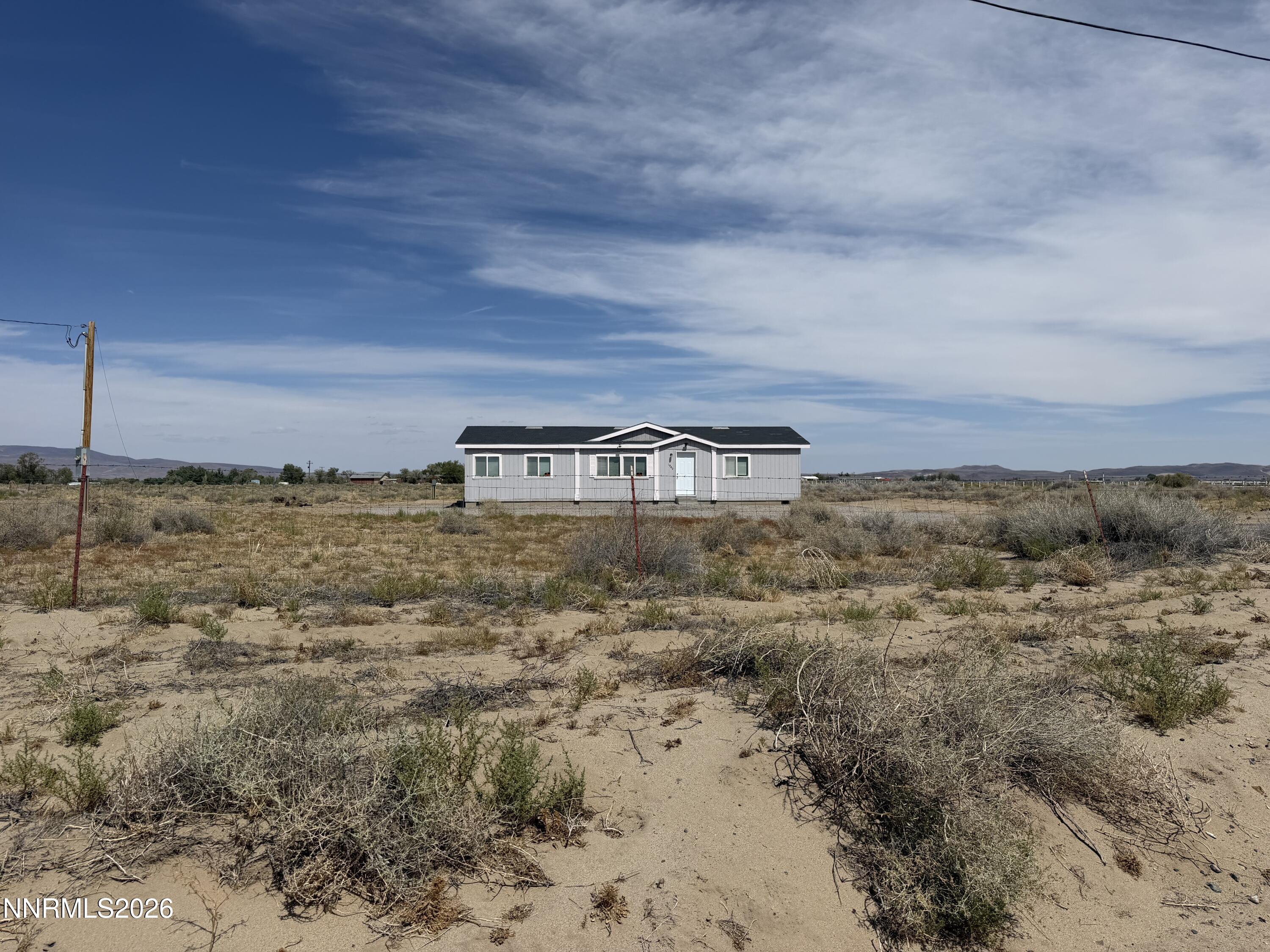 1940 E Antelope Street Property Photo 2