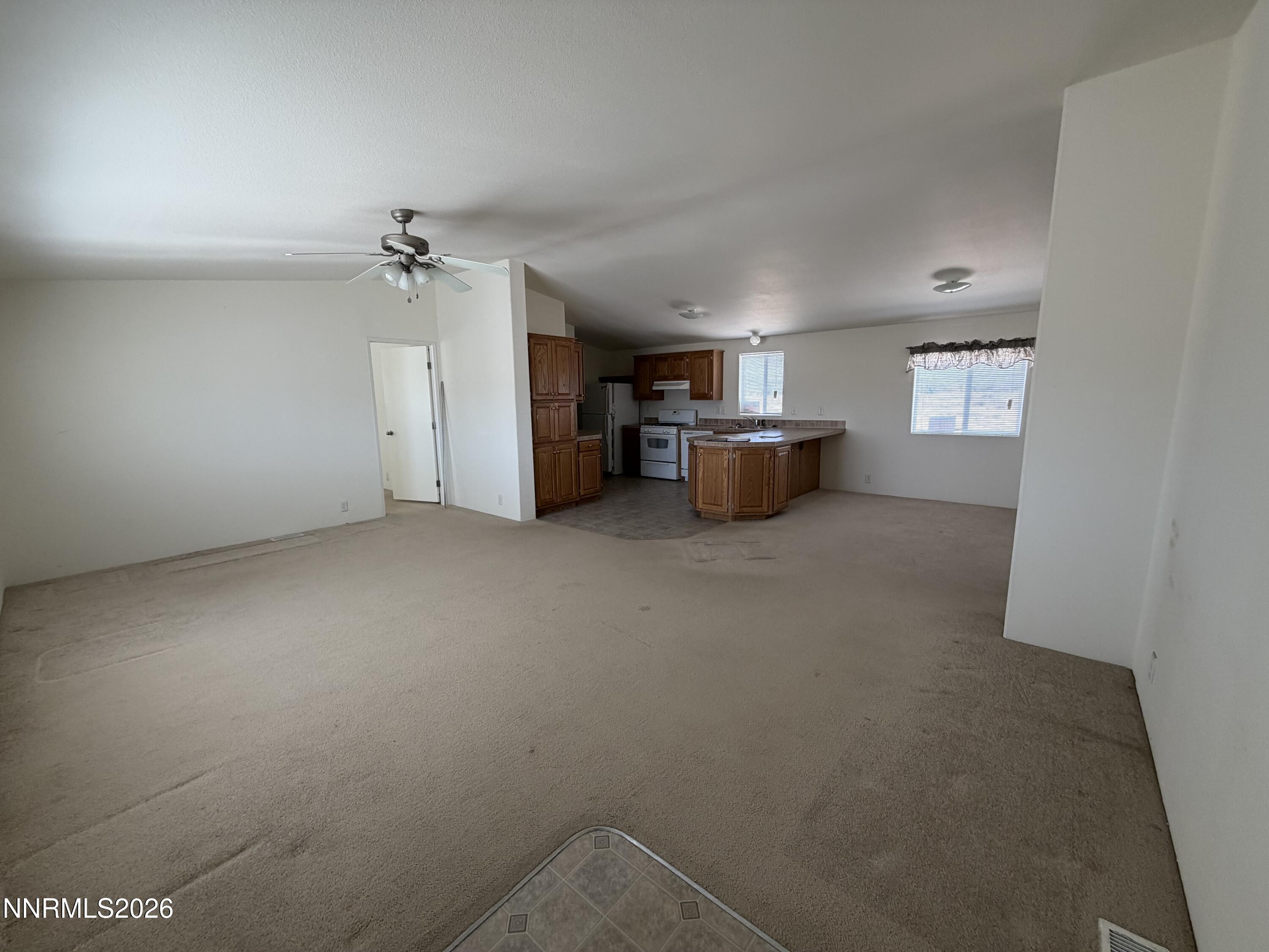 1940 E Antelope Street Property Photo 5