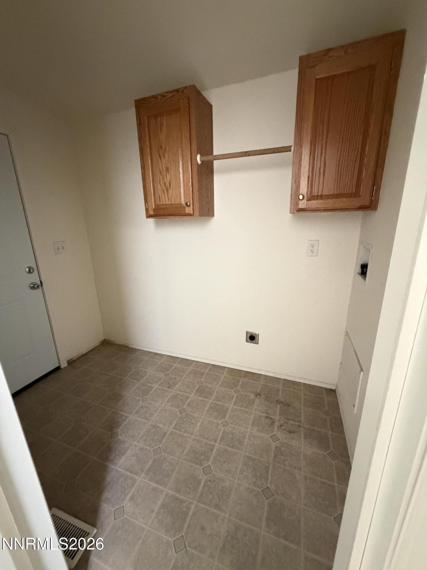 1940 E Antelope Street Property Photo 9