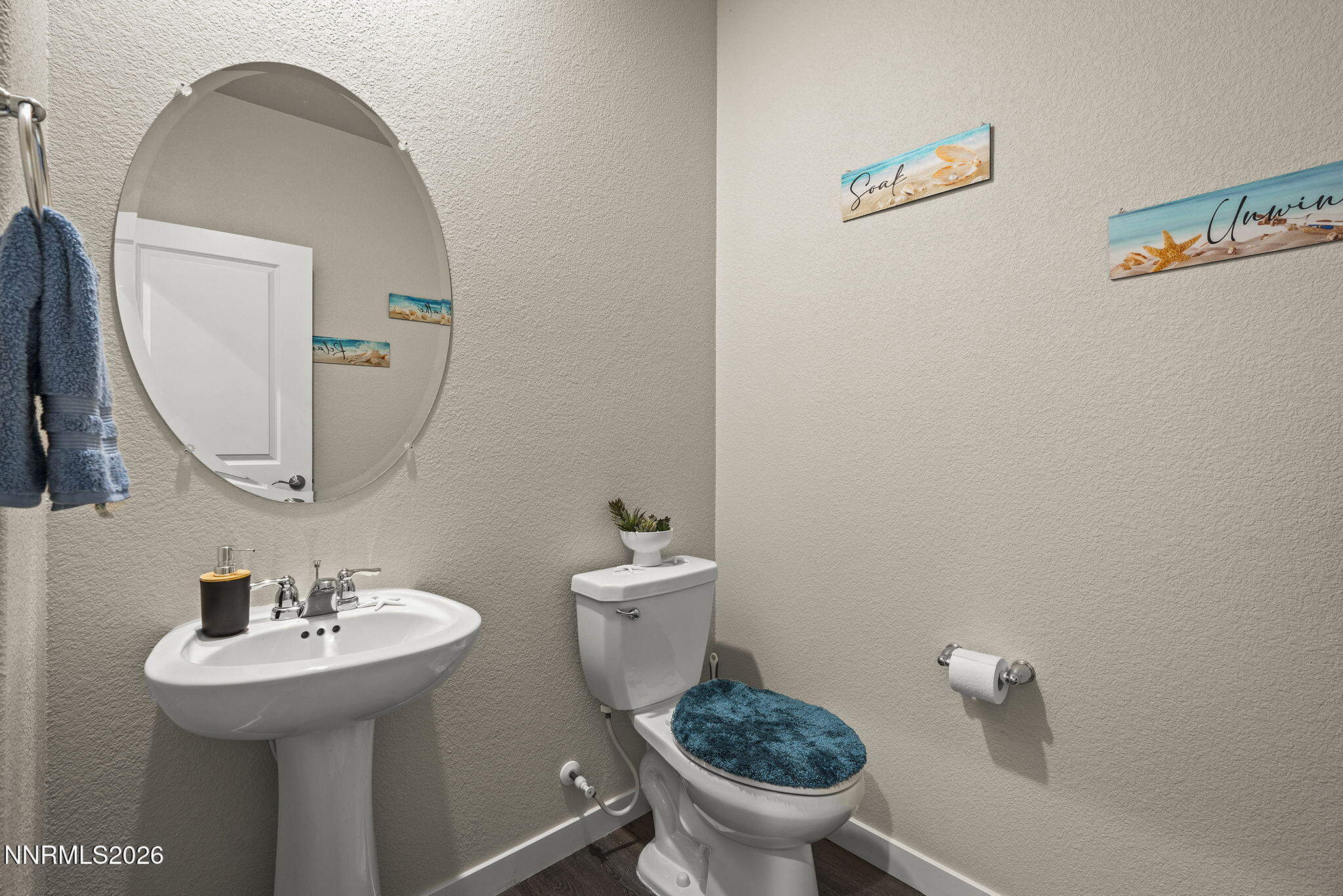 915 Garden Court Property Photo 21