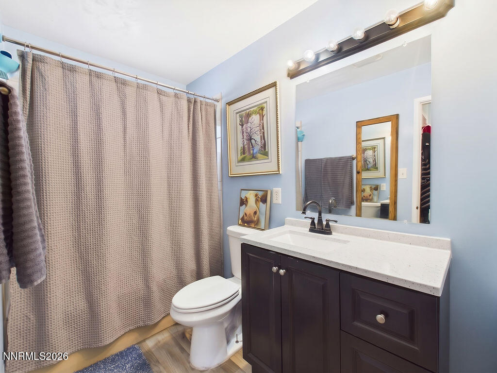 626 Prater Way Property Photo 7