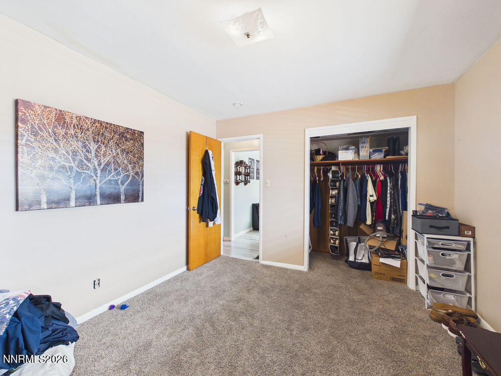 626 Prater Way Property Photo 13