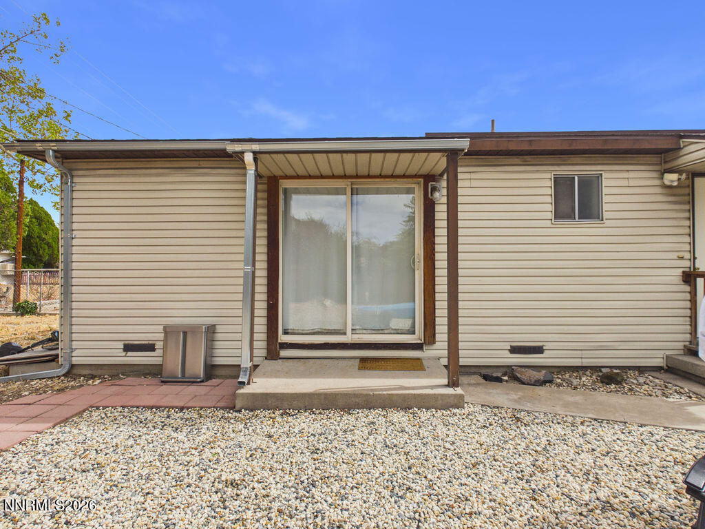 626 Prater Way Property Photo 20