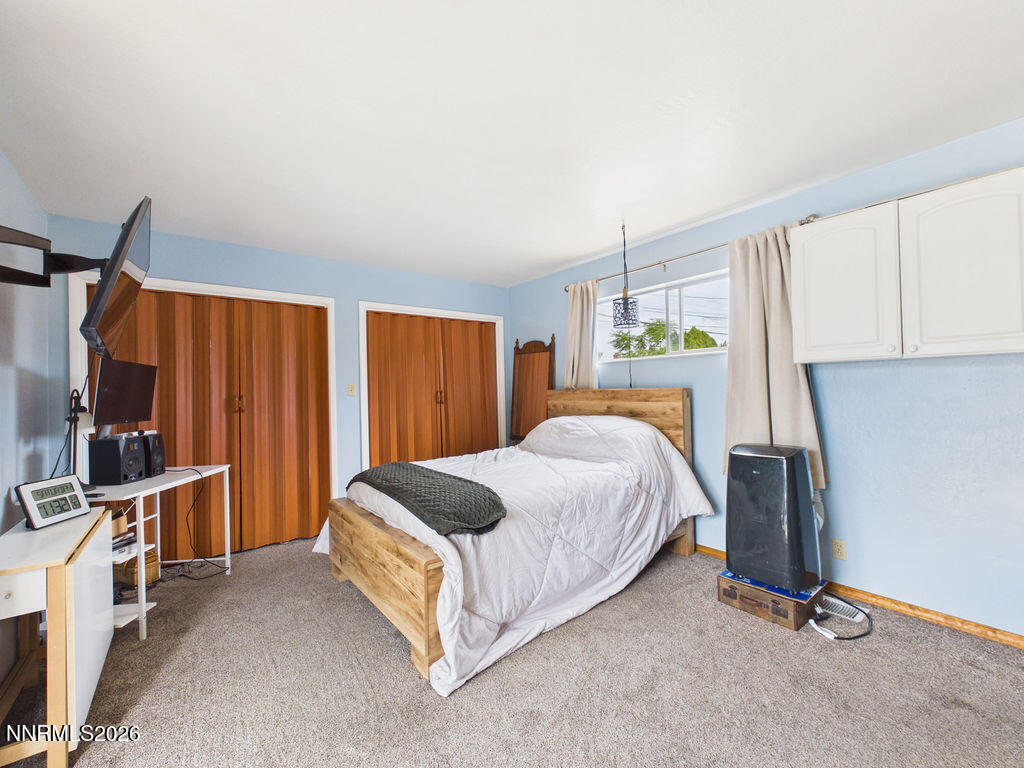 626 Prater Way Property Photo 22
