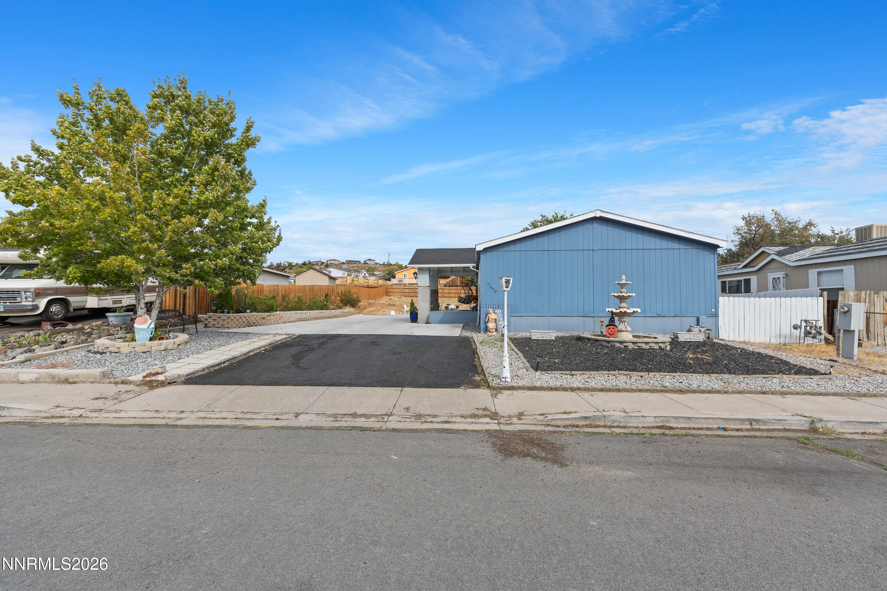 7670 Lytton Road Property Photo 2
