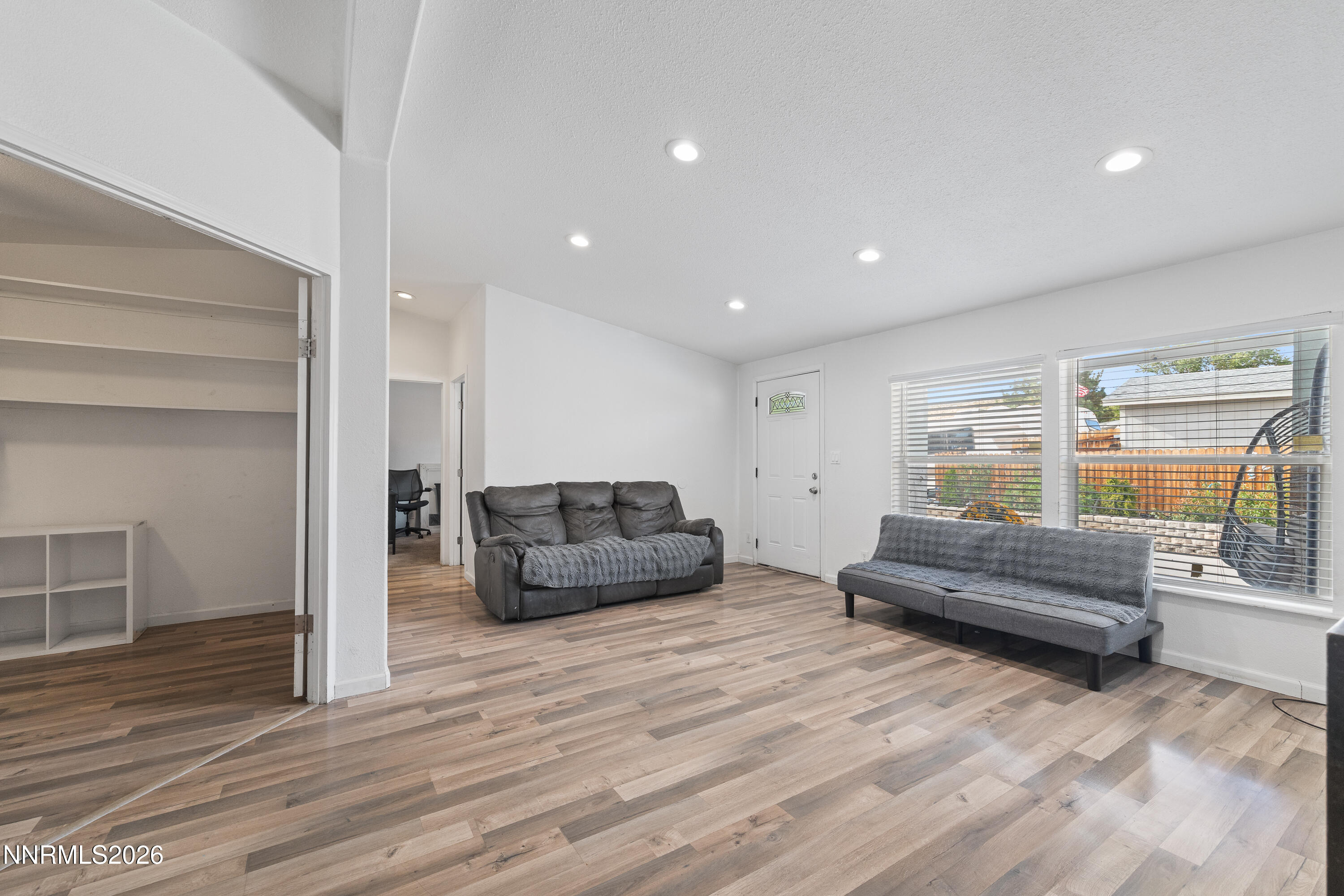 7670 Lytton Road Property Photo 11