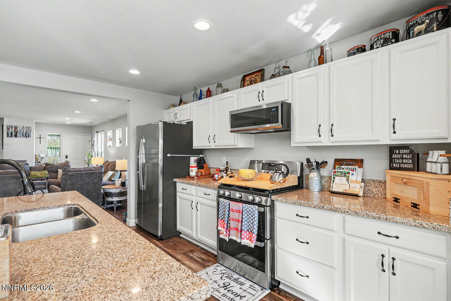 1280 Venitian Court Property Photo 8