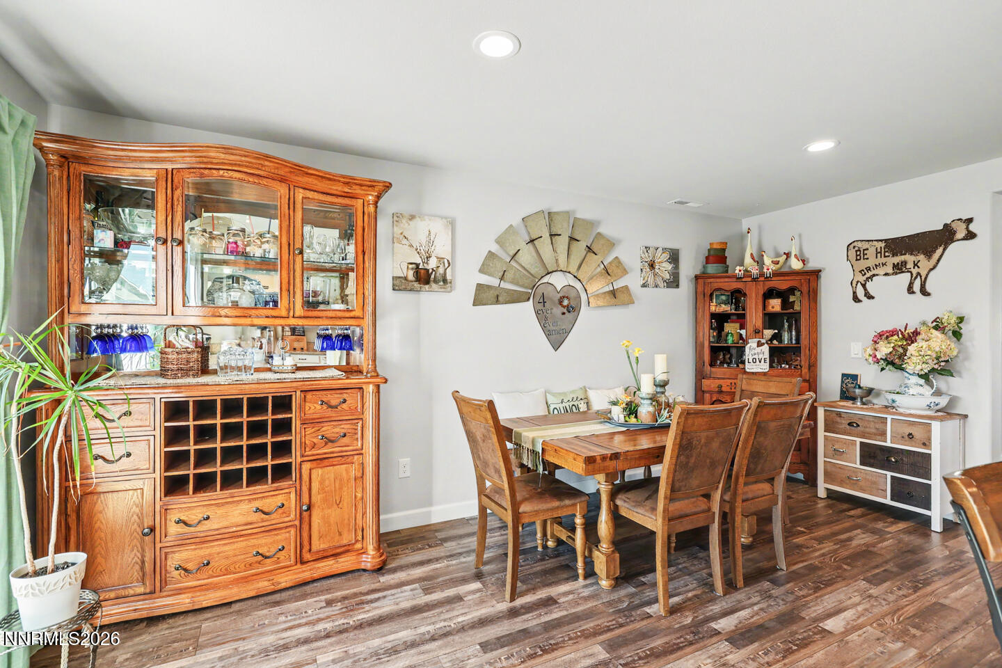 1280 Venitian Court Property Photo 10