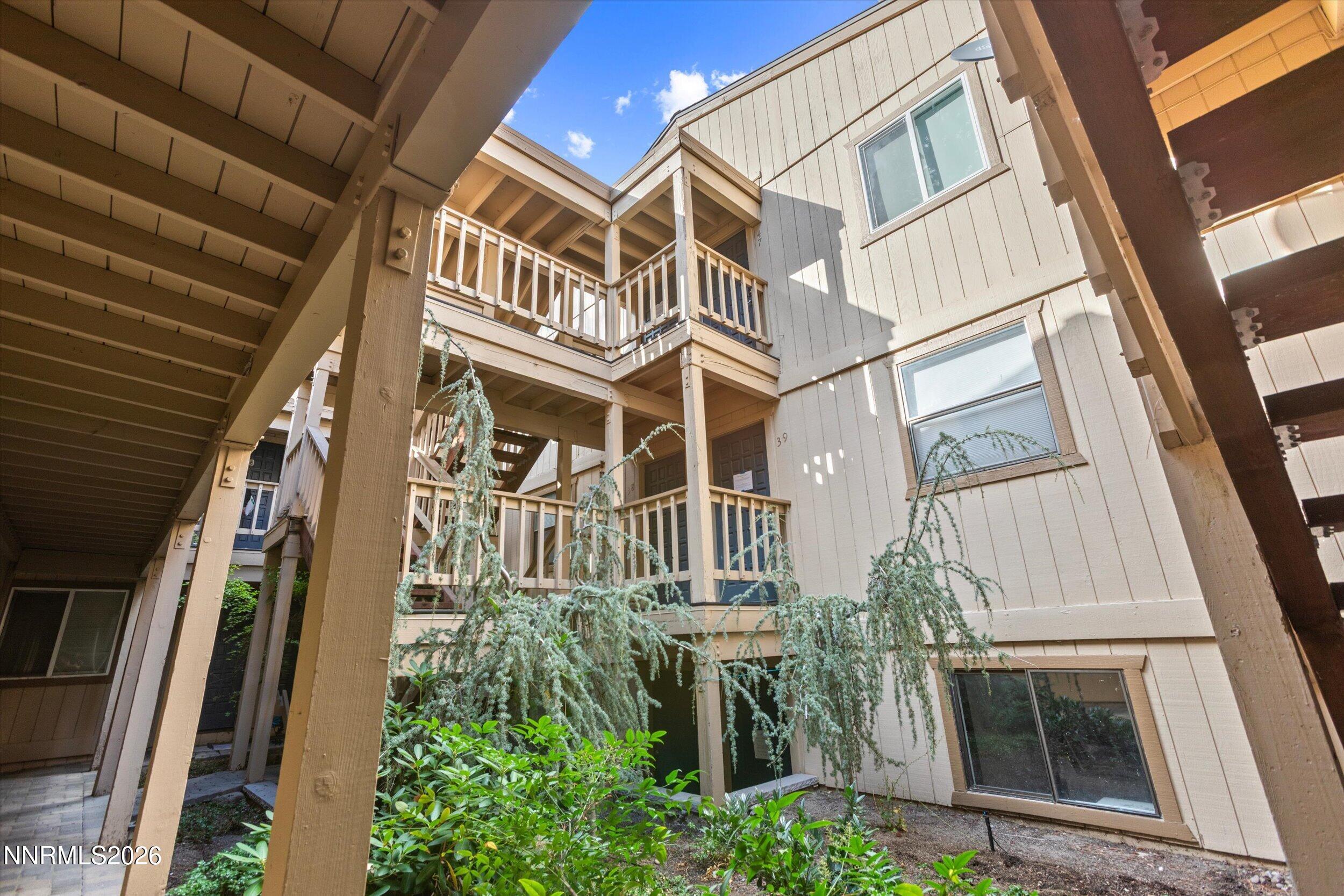 872 Tanager Street # 46 Property Photo 4