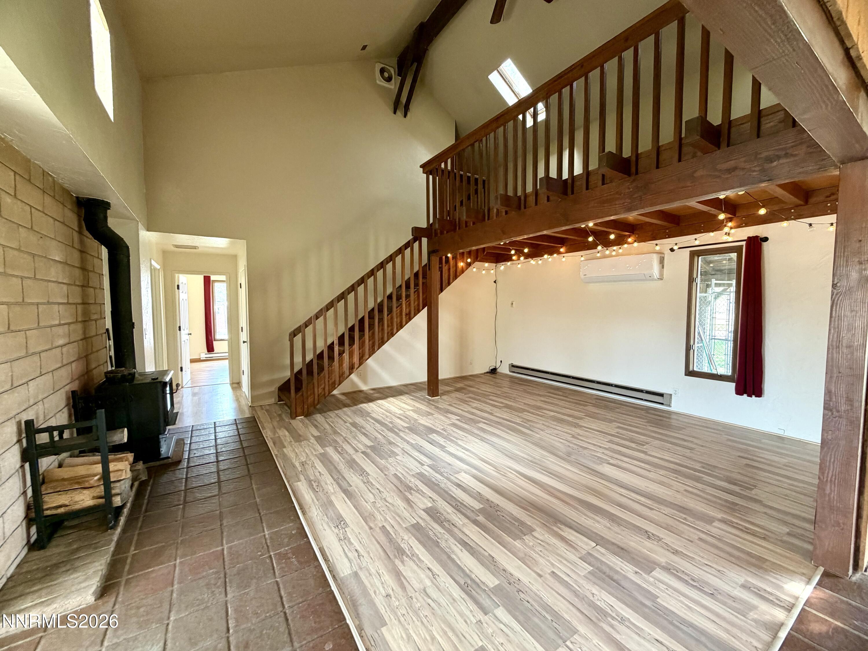 305 Rowel Circle Property Photo 7