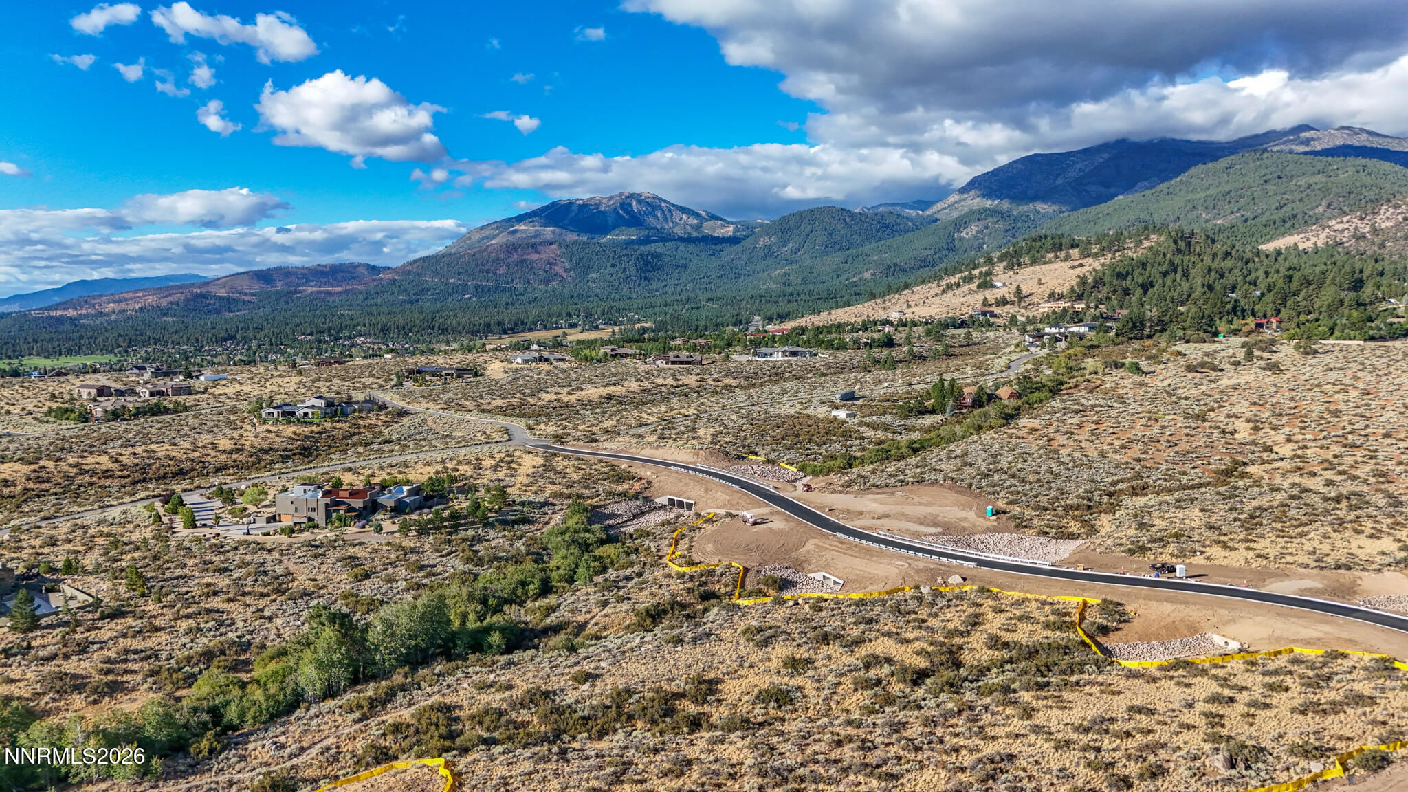 15090 Legend Trail 42 Property Photo 2