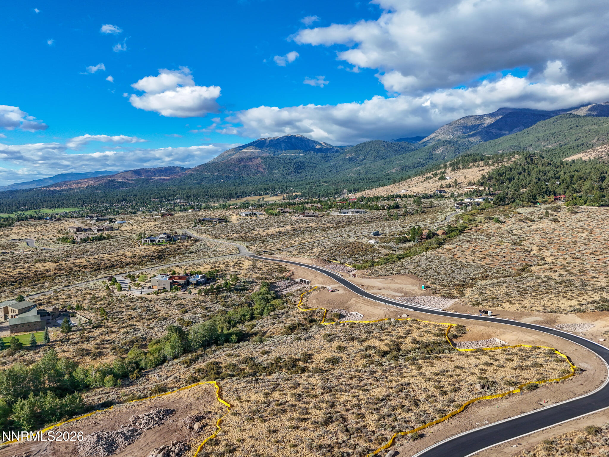 15090 Legend Trail 42 Property Photo 5