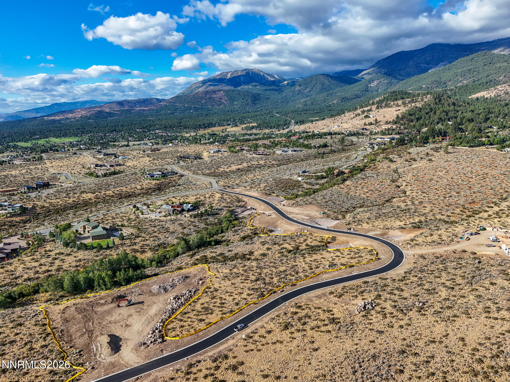15090 Legend Trail 42 Property Photo 8