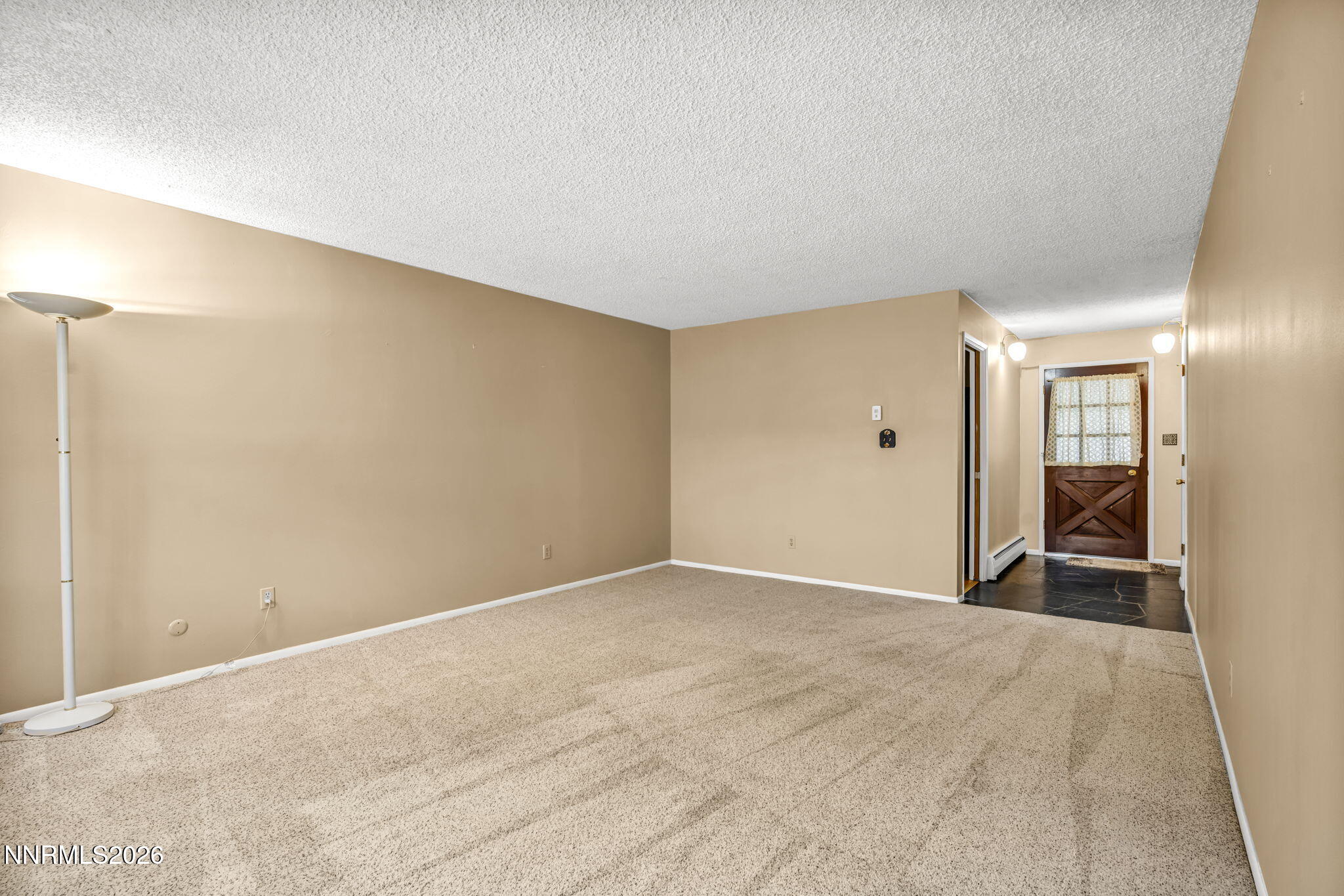 604 W Long Street Property Photo 8
