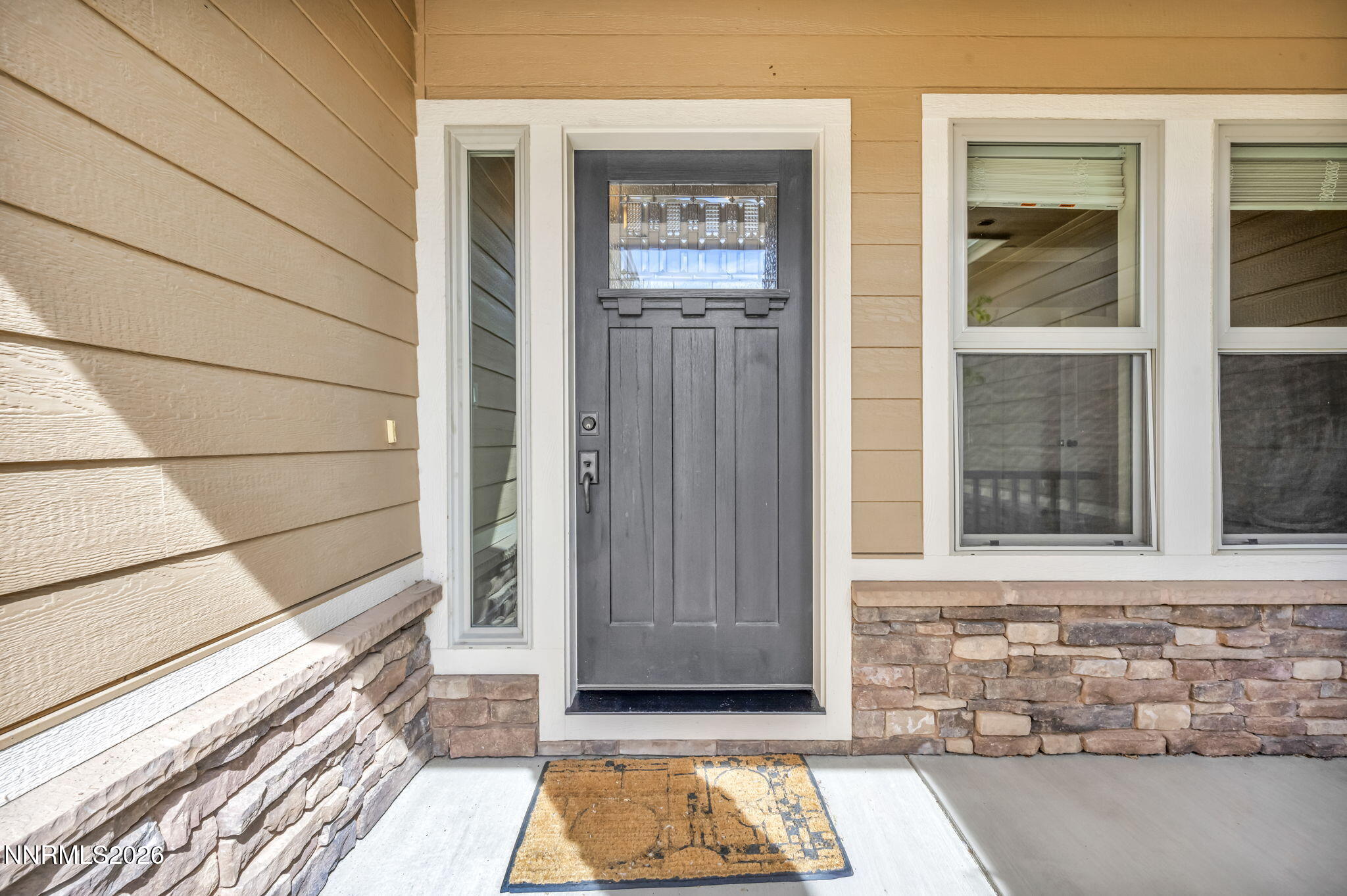 1828 Walnut Court Property Photo 4