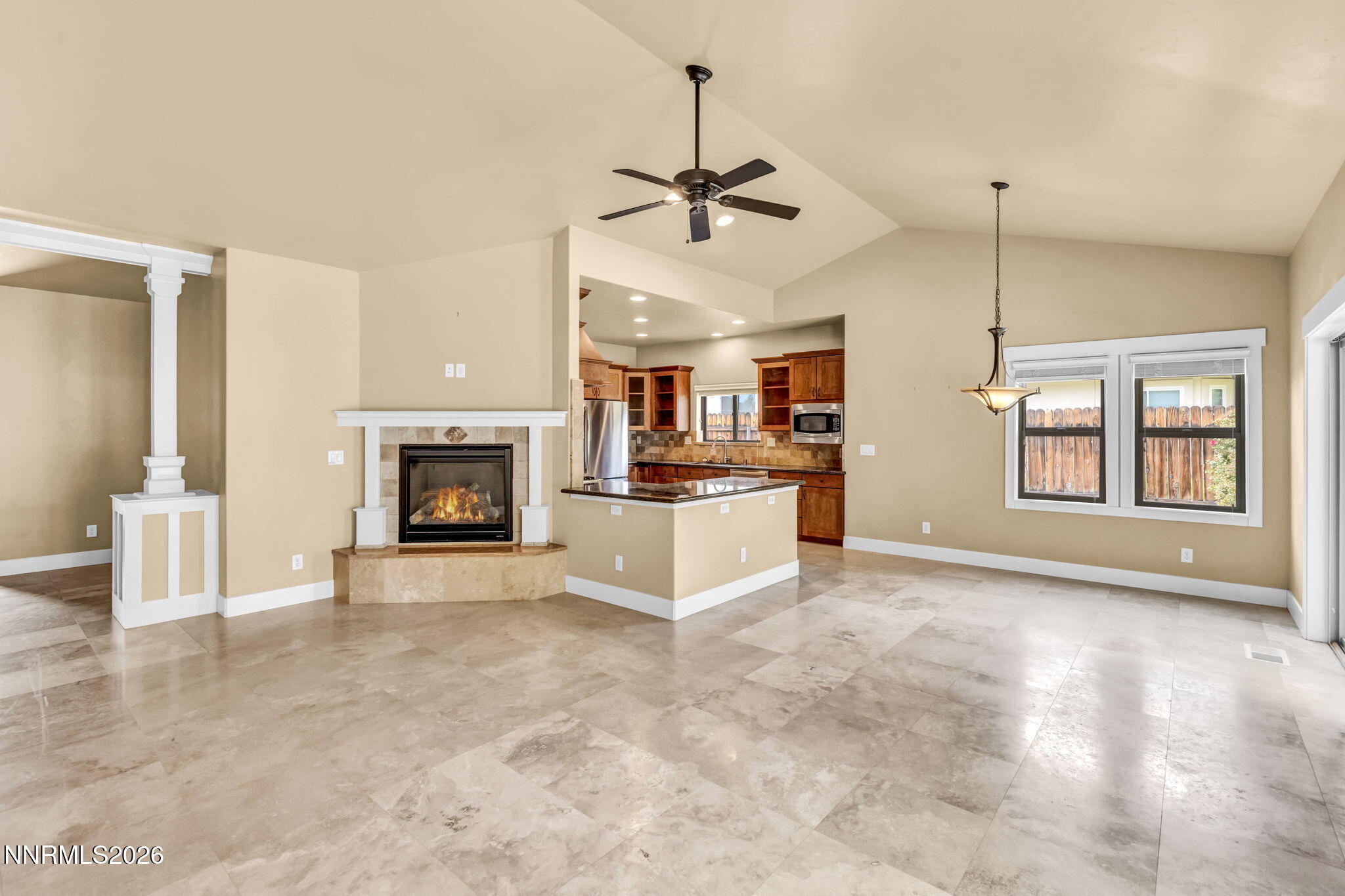 1828 Walnut Court Property Photo 7