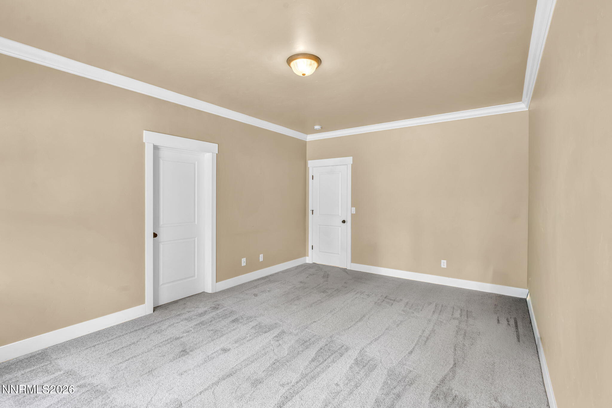 1828 Walnut Court Property Photo 24