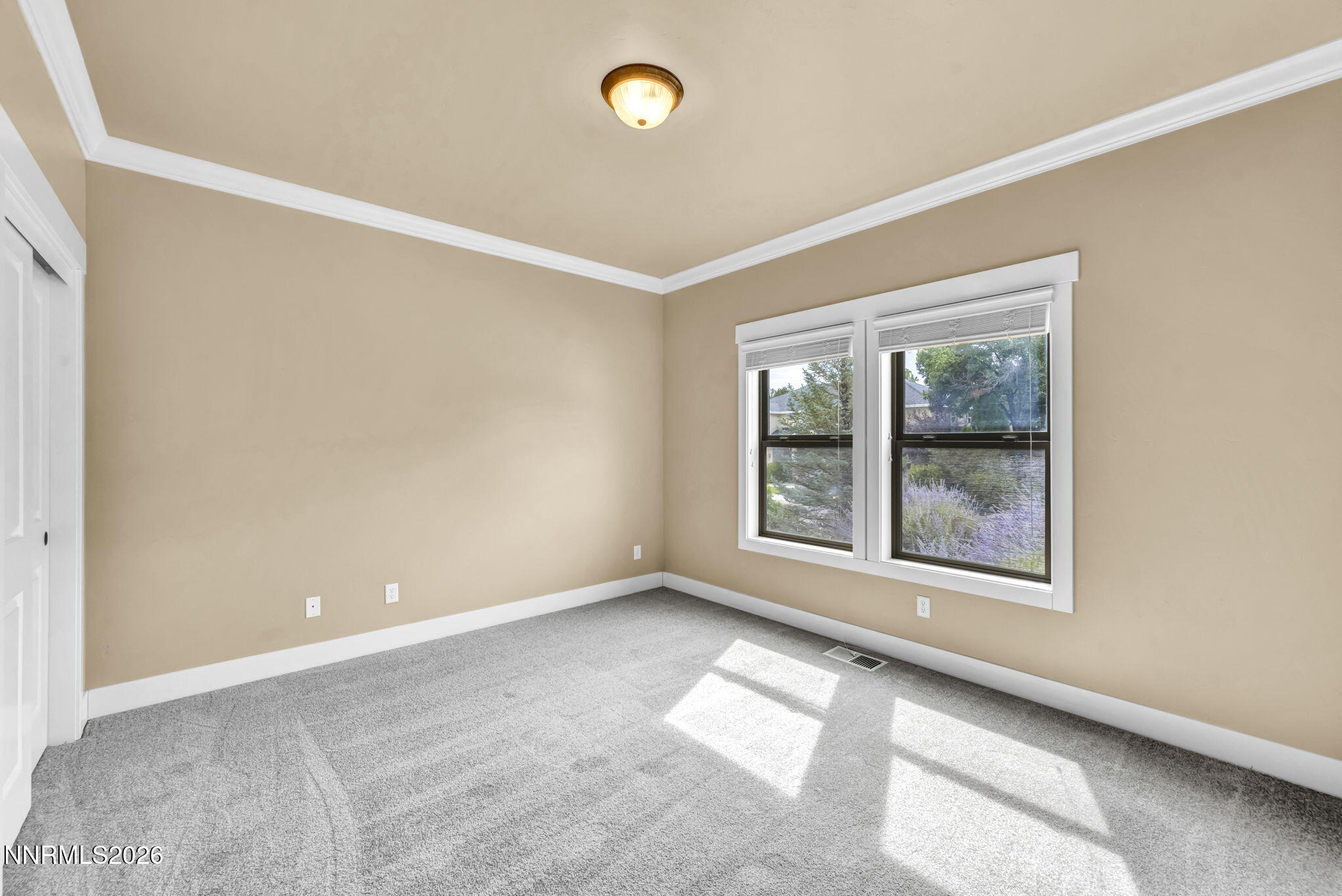 1828 Walnut Court Property Photo 33
