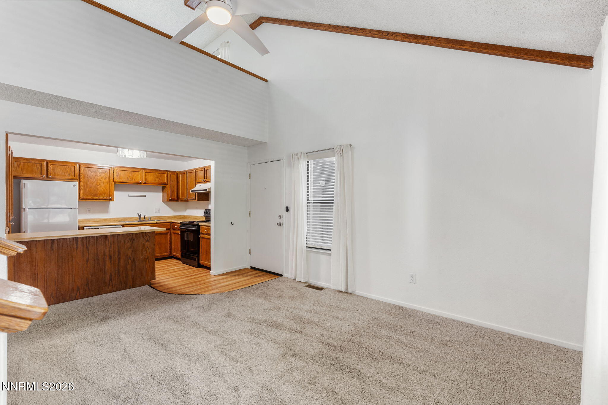 1465 E Peckham Lane 6 Property Photo 5