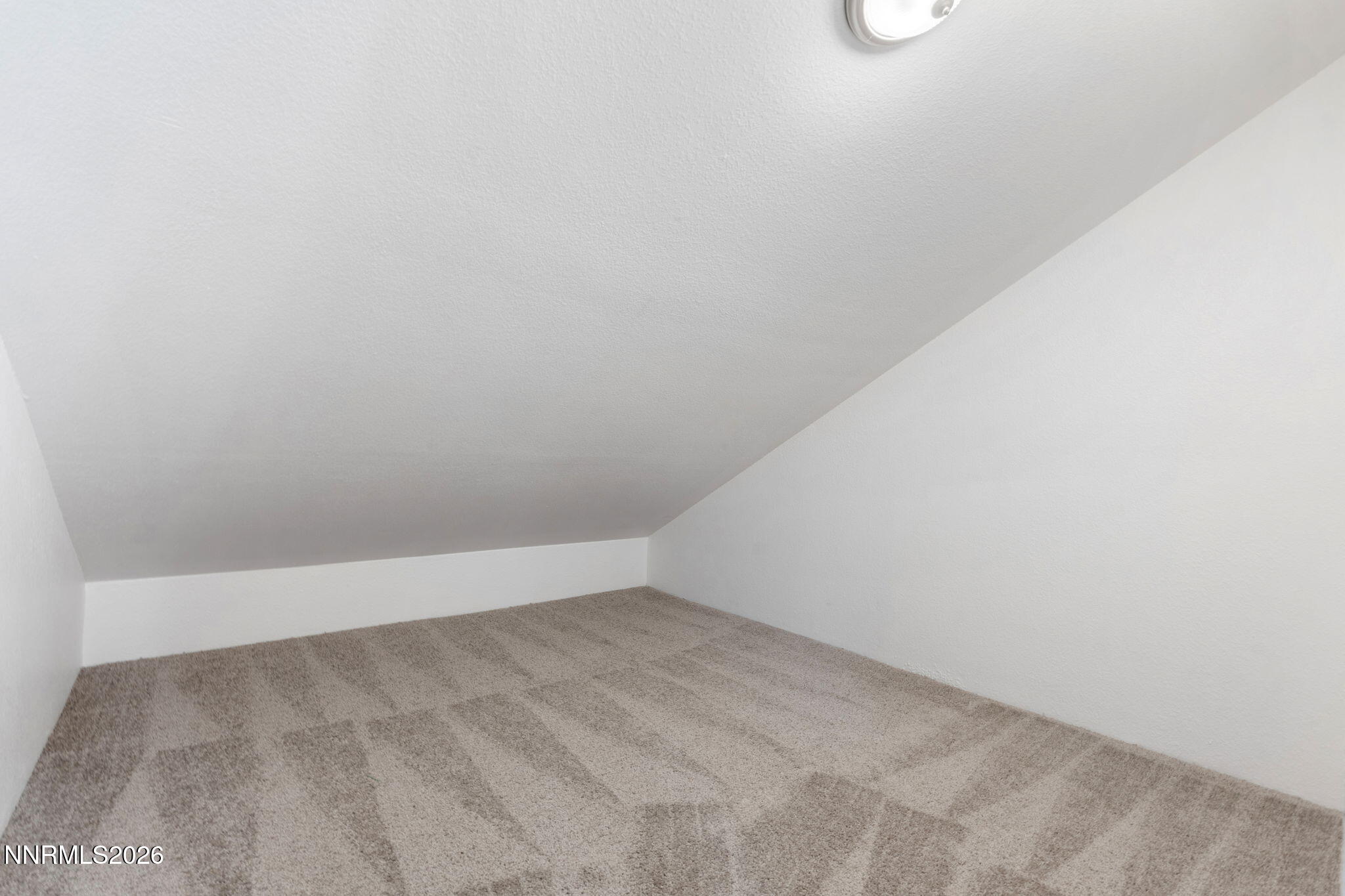 1465 E Peckham Lane 6 Property Photo 17