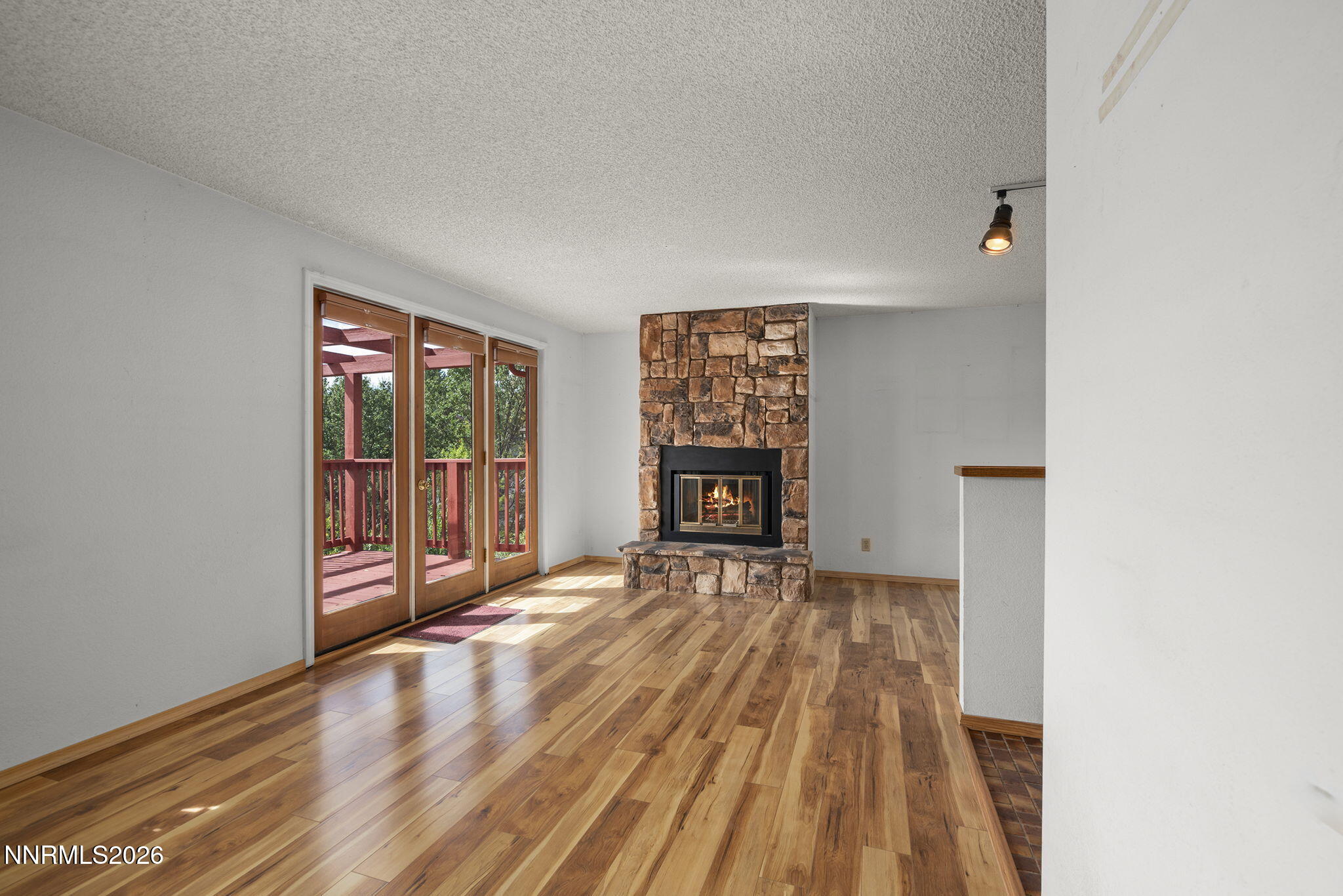 2060 Bonneville Avenue Property Photo 6