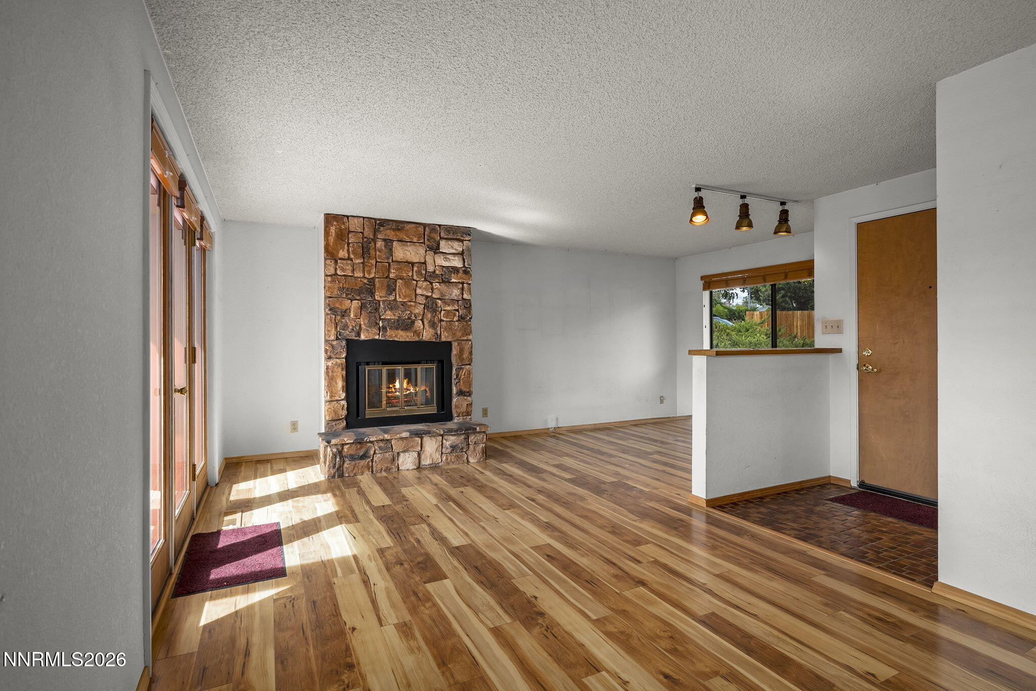 2060 Bonneville Avenue Property Photo 7