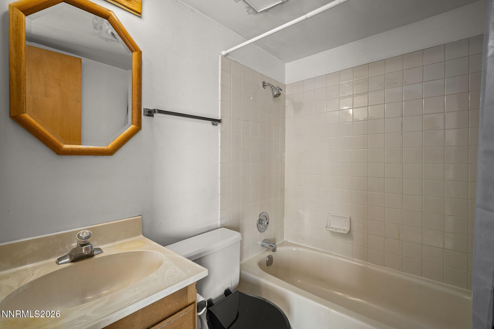 2060 Bonneville Avenue Property Photo 17