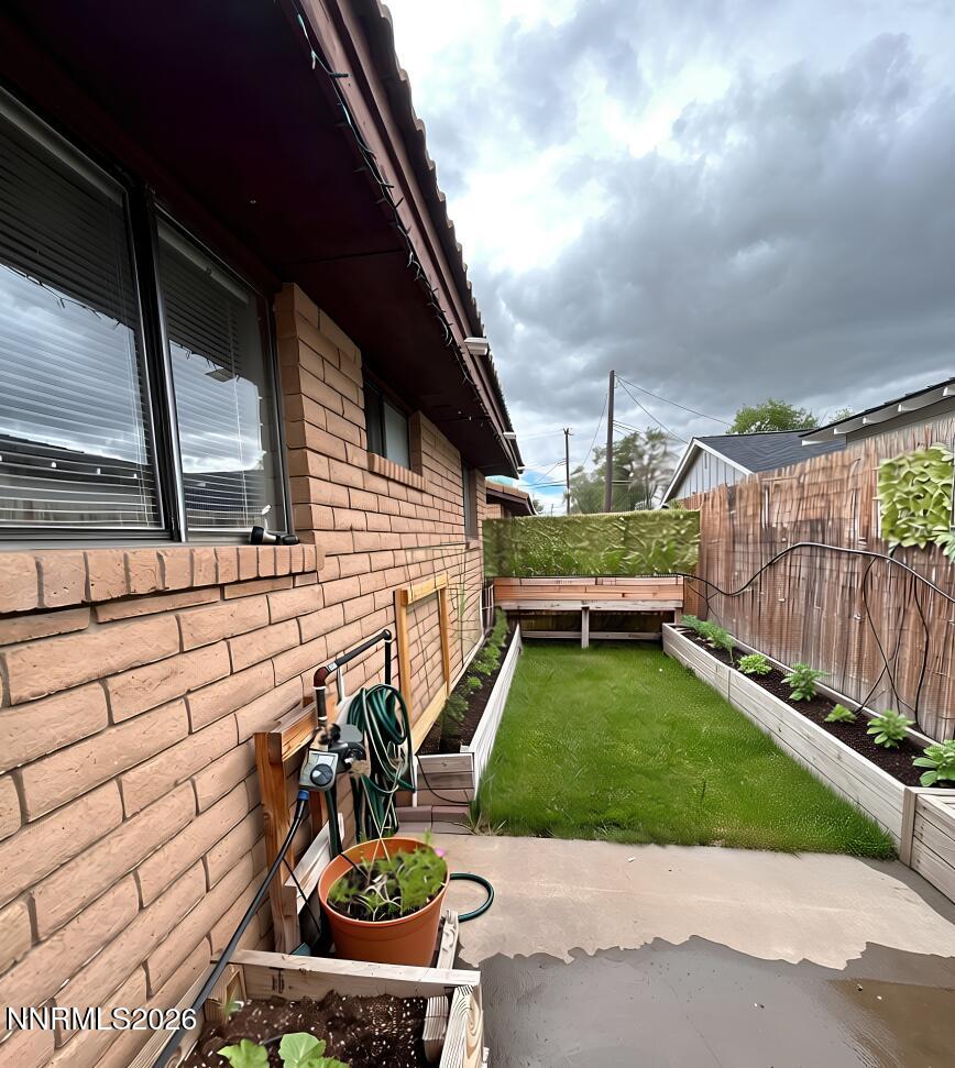 1148 H Street Property Photo 4