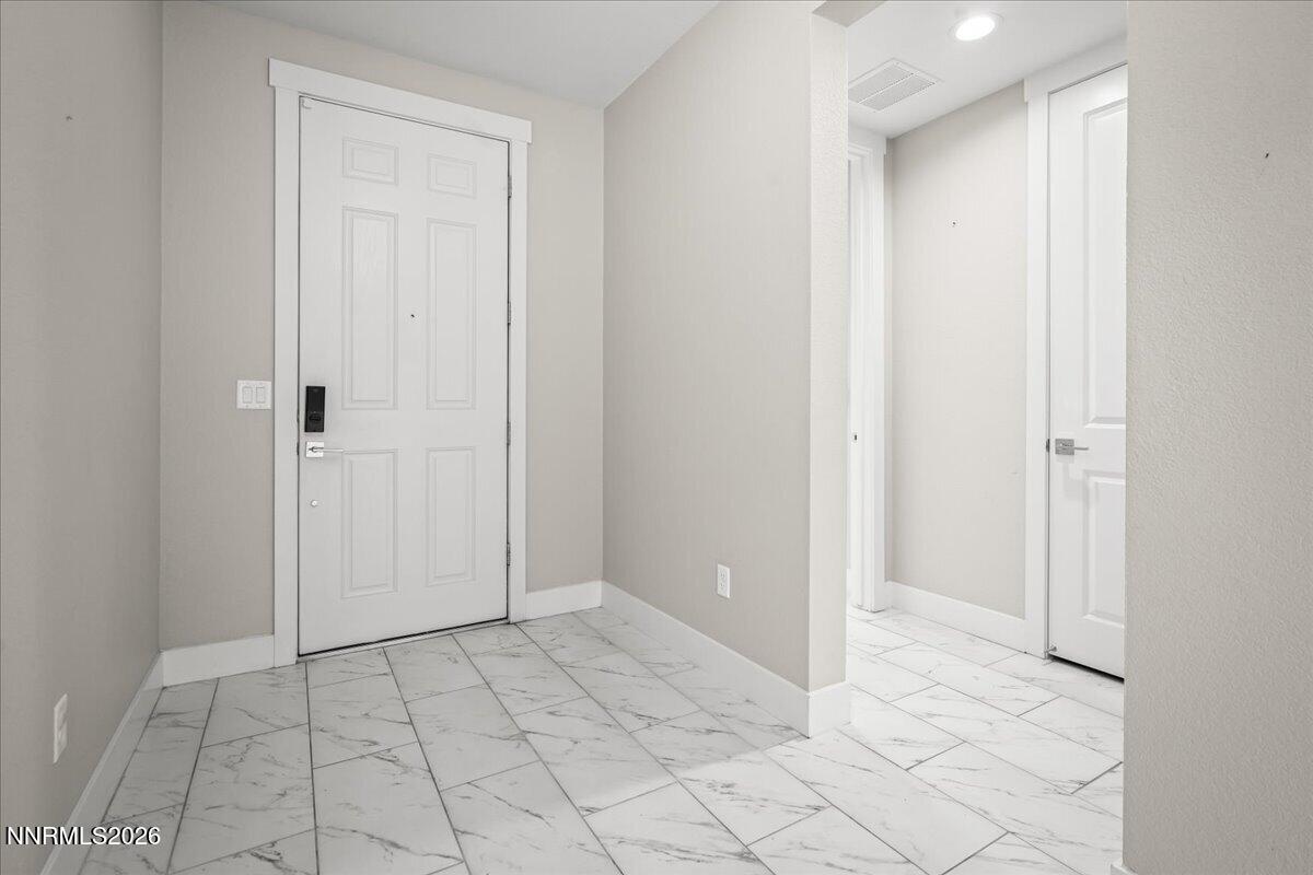 2219 Butte Creek Drive Property Photo 10