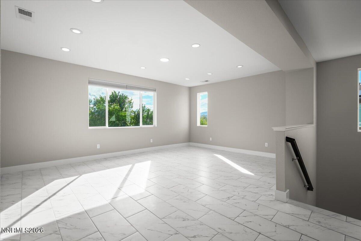 2219 Butte Creek Drive Property Photo 35