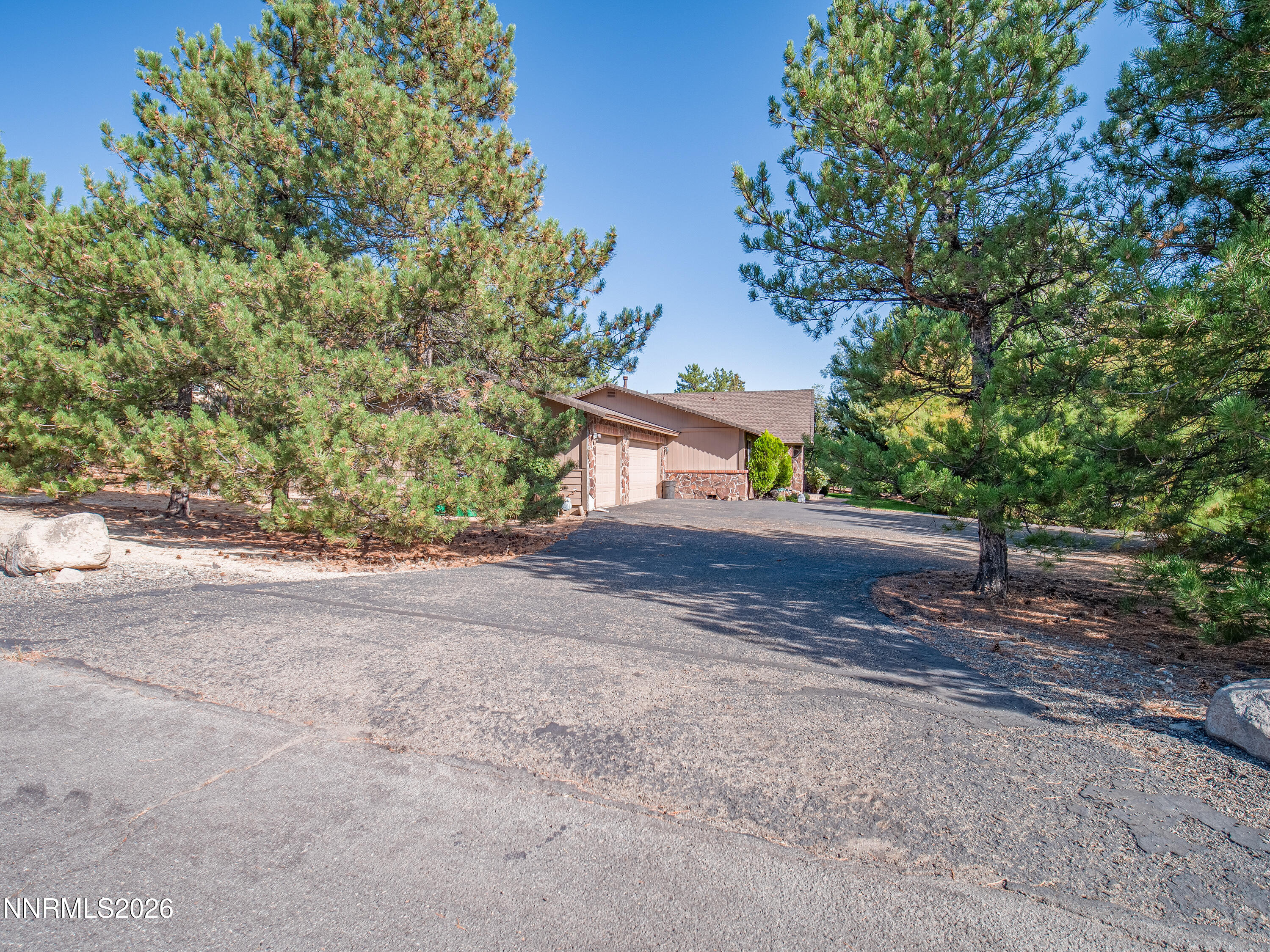 12745 Thomas Creek Road Property Photo 2