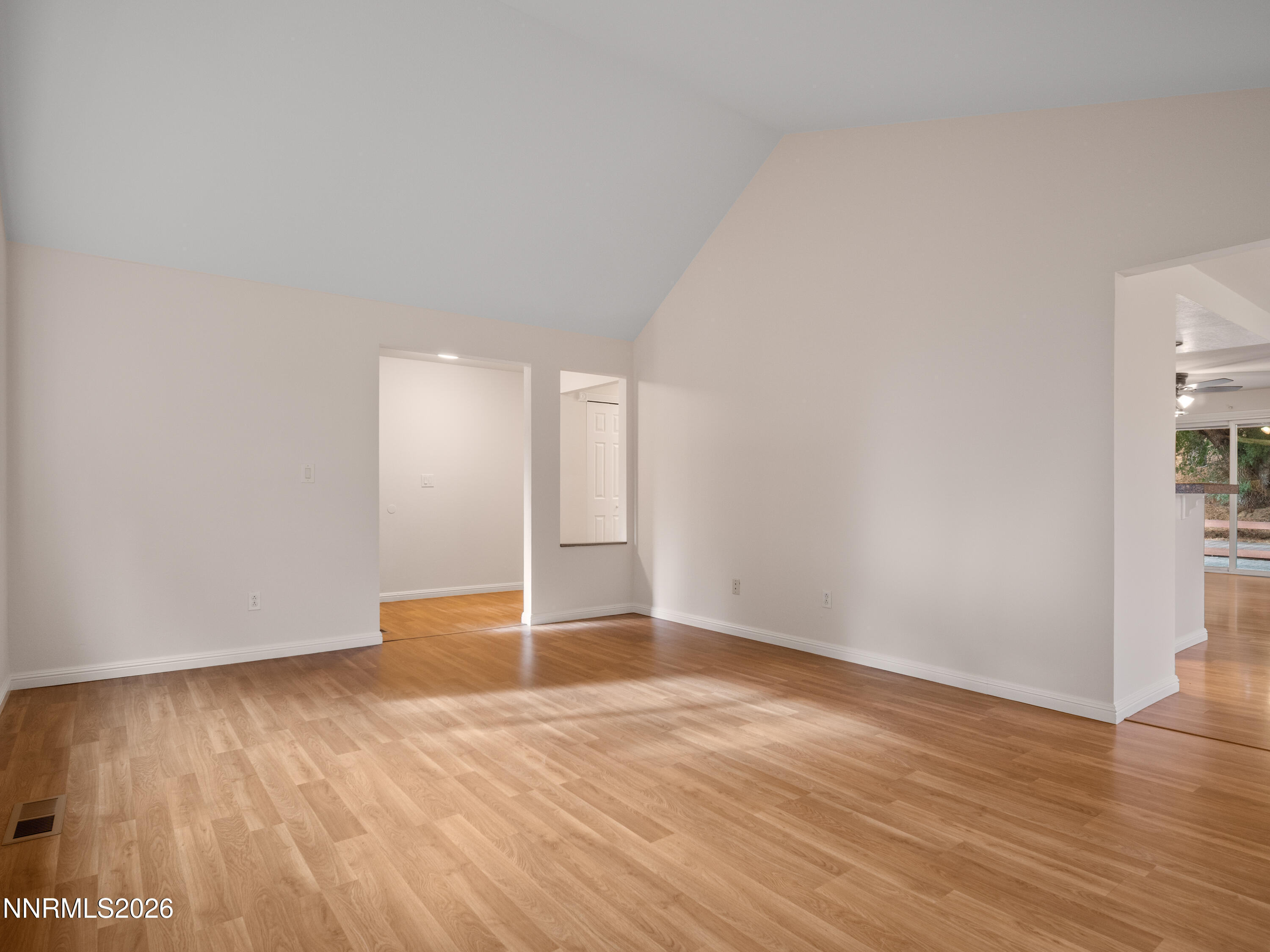 12745 Thomas Creek Road Property Photo 10