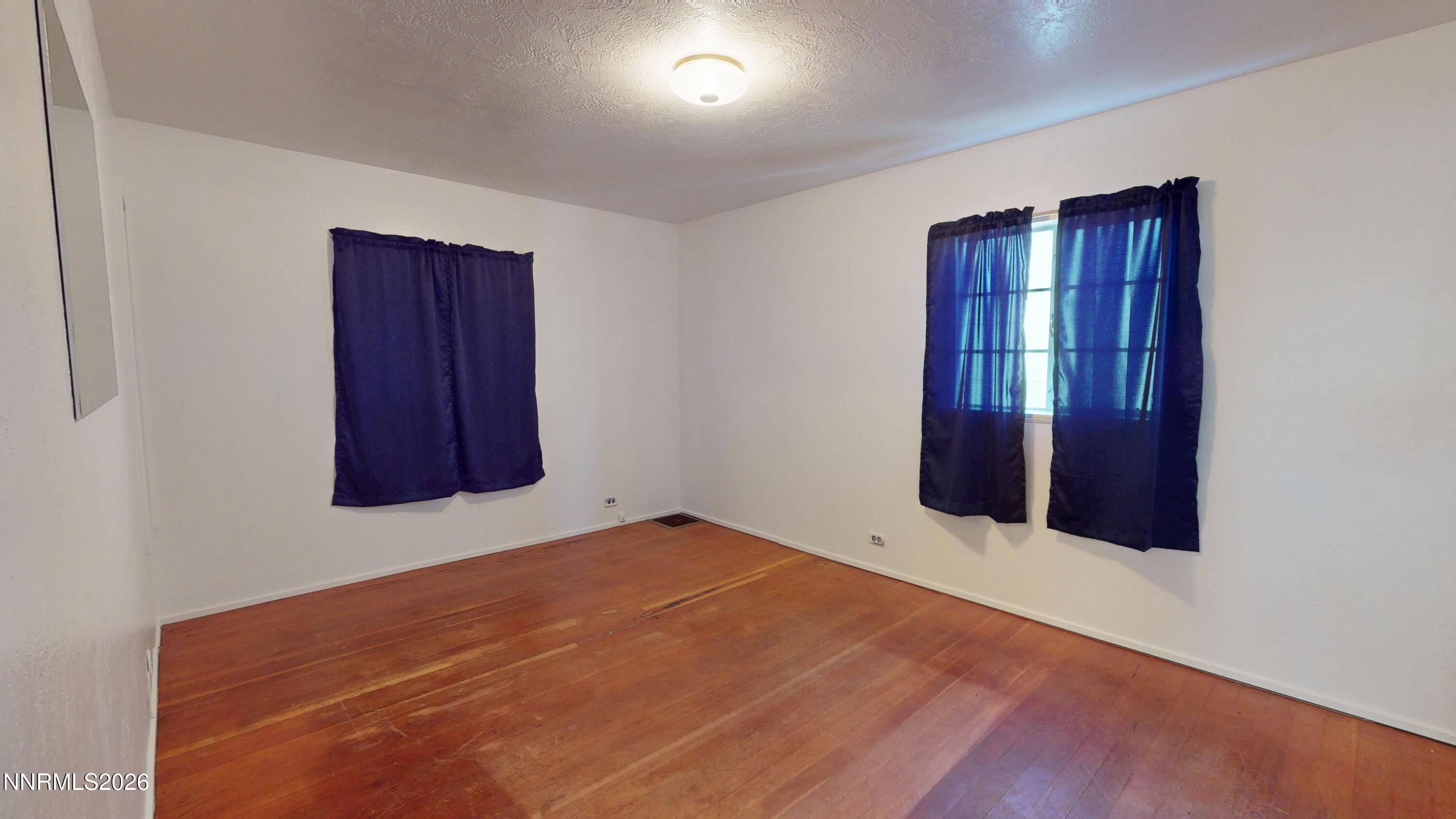 160 E Sixth Street Property Photo 8