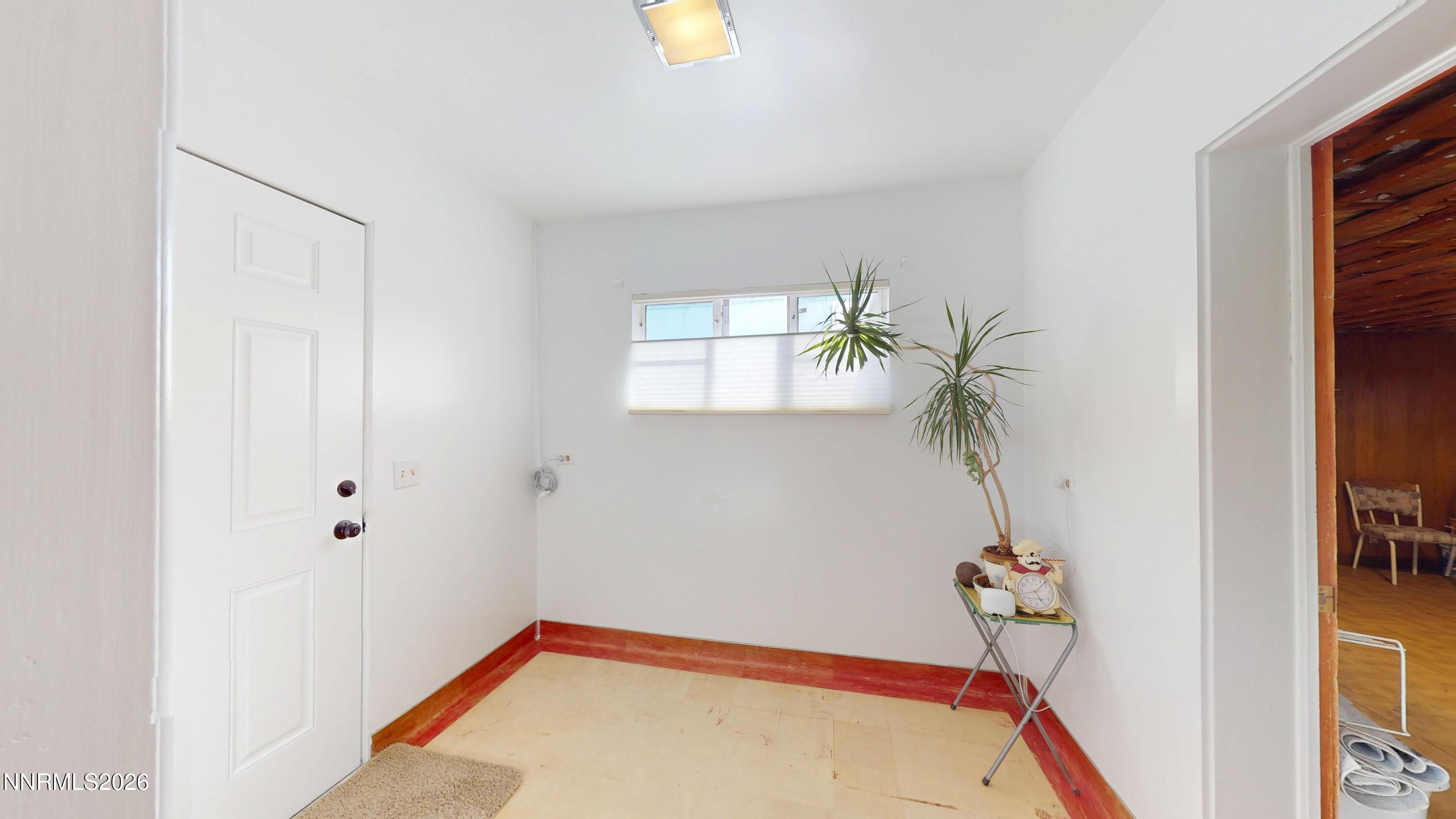 160 E Sixth Street Property Photo 11