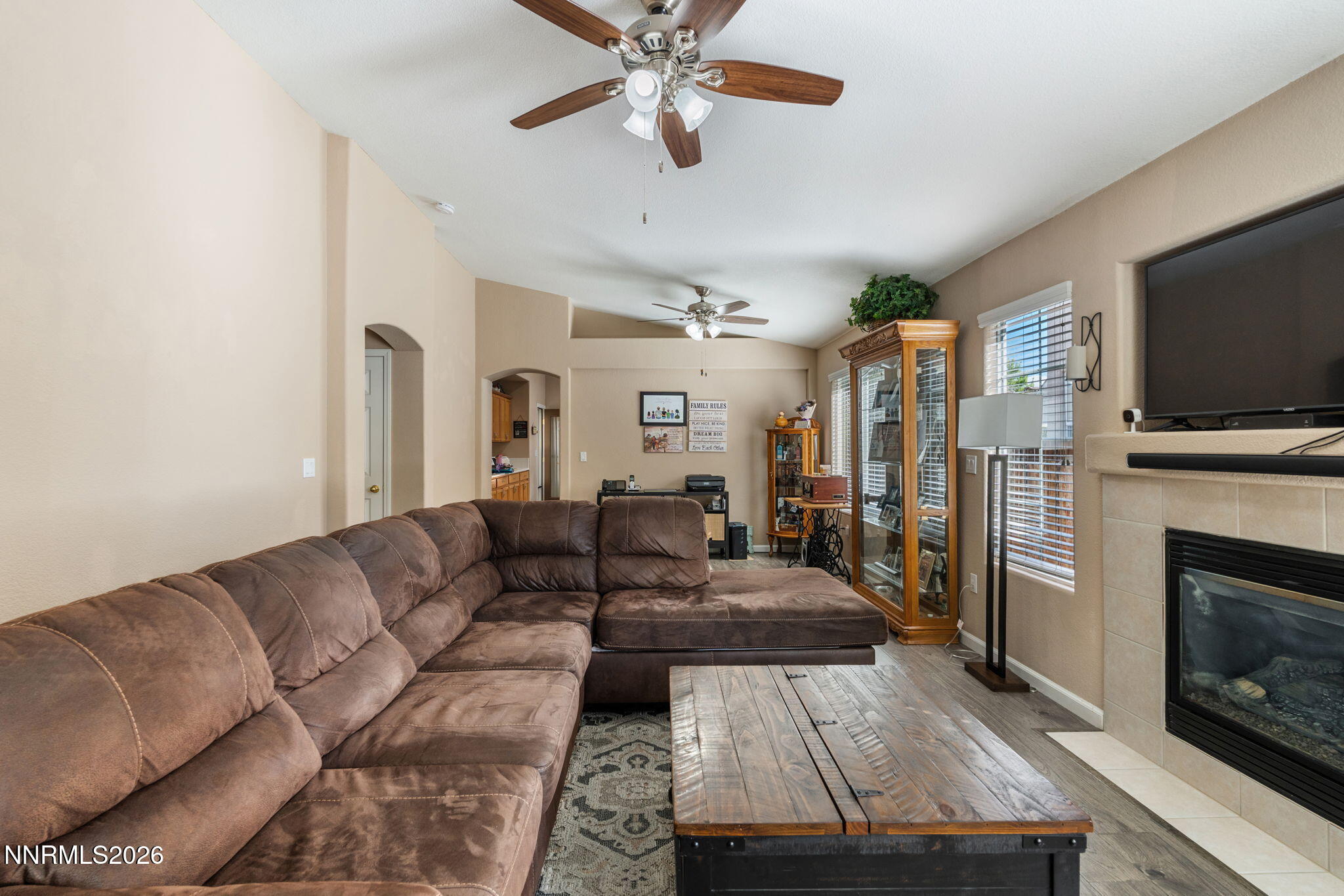5480 Spandrell Lane Property Photo 6