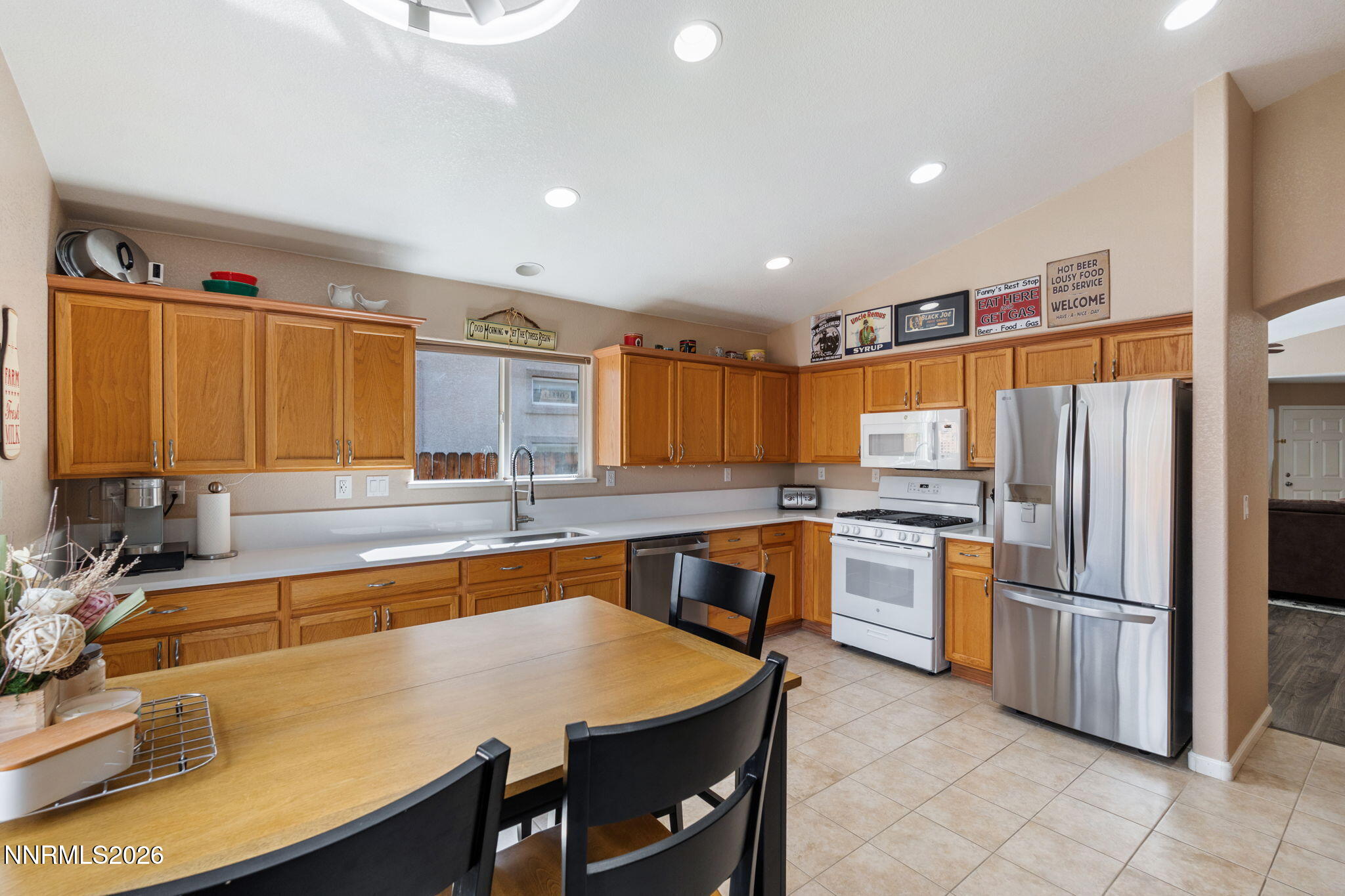 5480 Spandrell Lane Property Photo 12