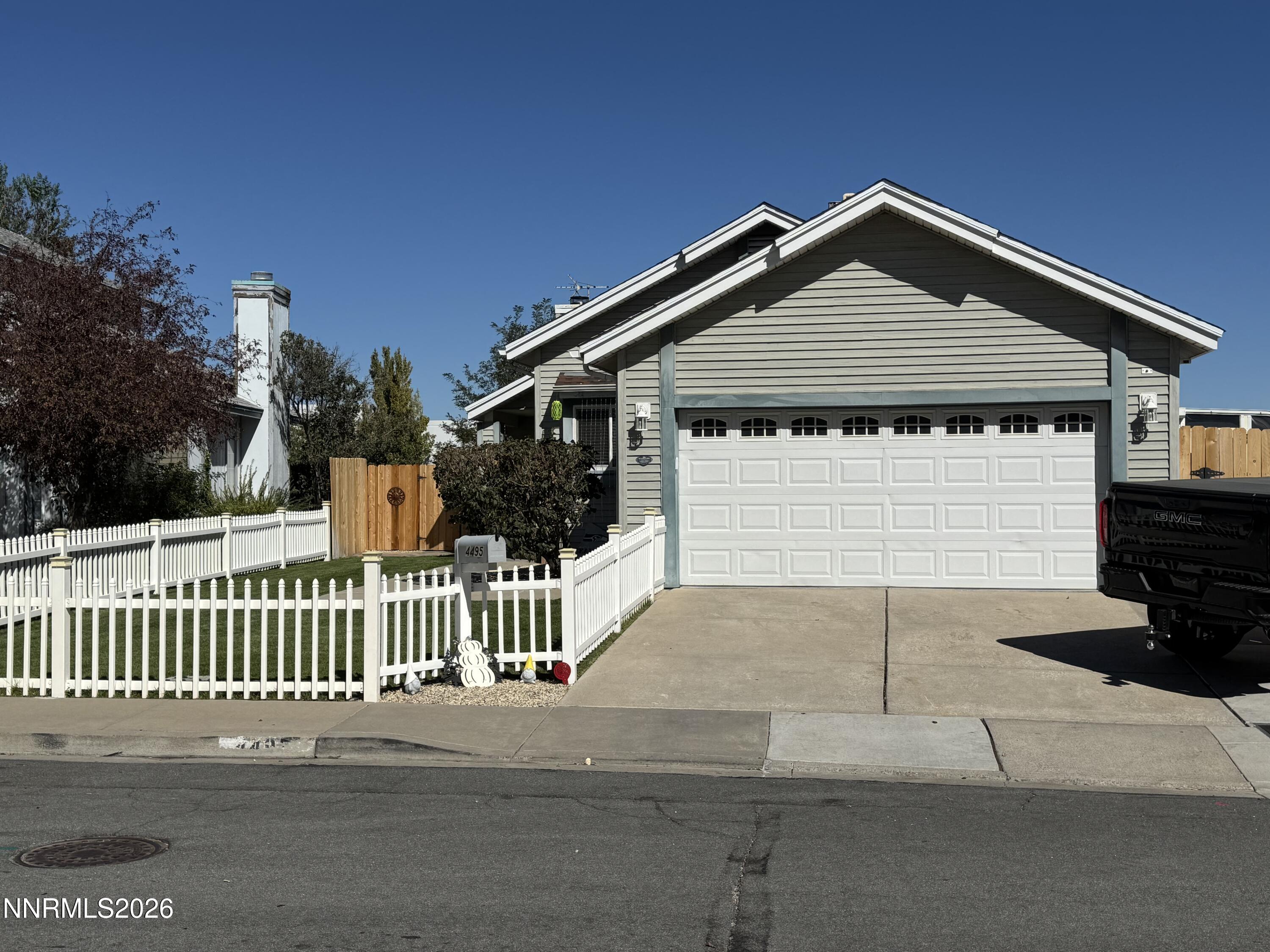 4495 Perro Lane Property Photo 1