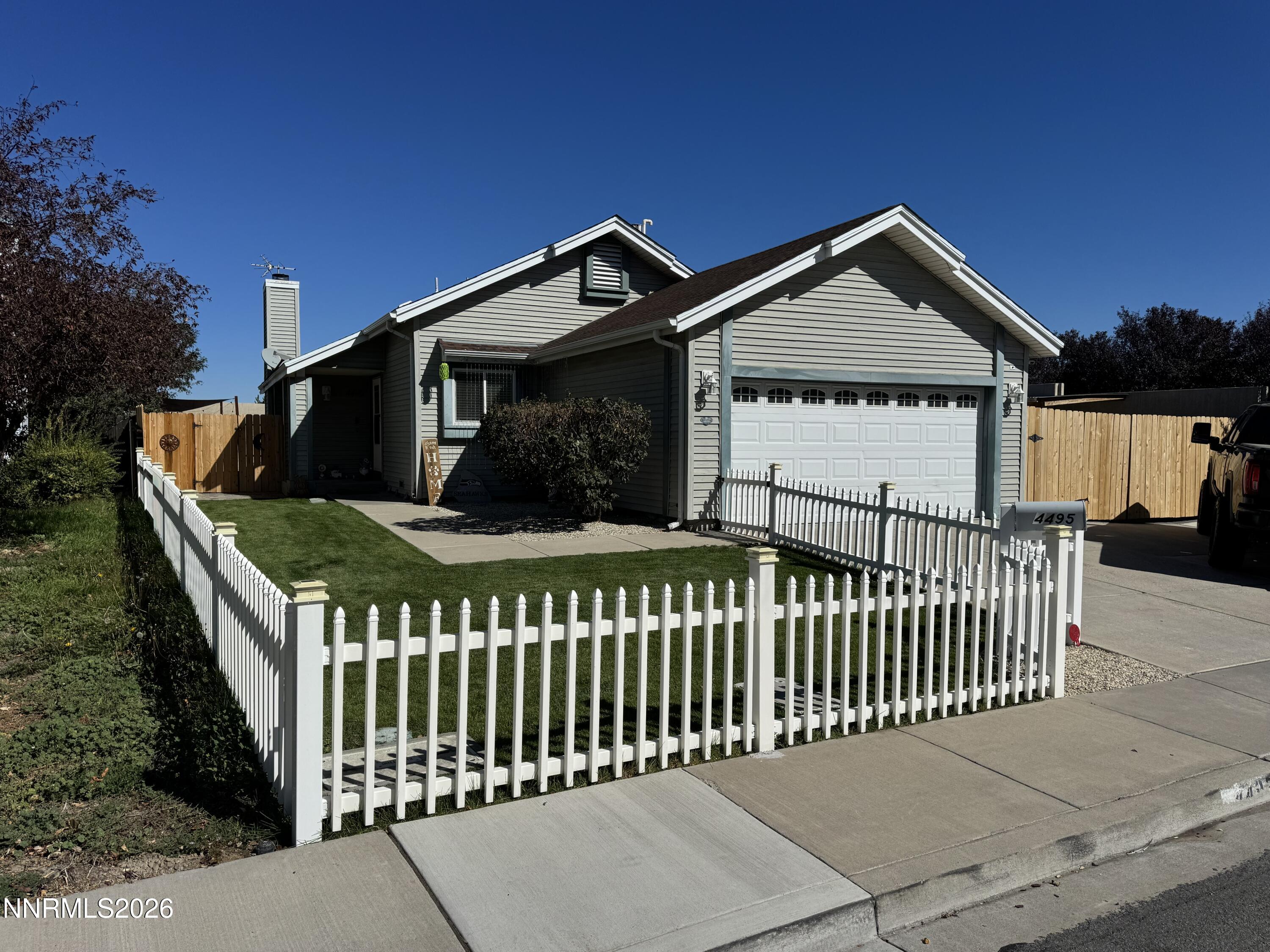 4495 Perro Lane Property Photo 4