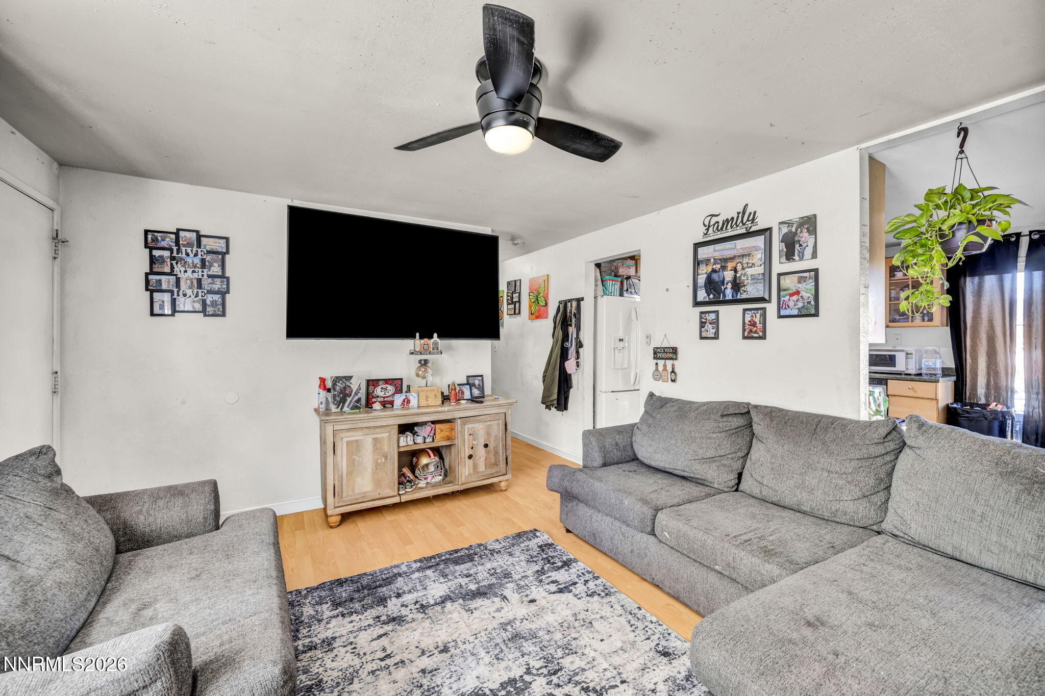 14055 Kernite Street Property Photo 7
