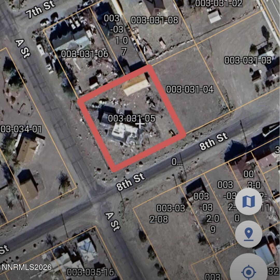112 8th Street Property Photo 1