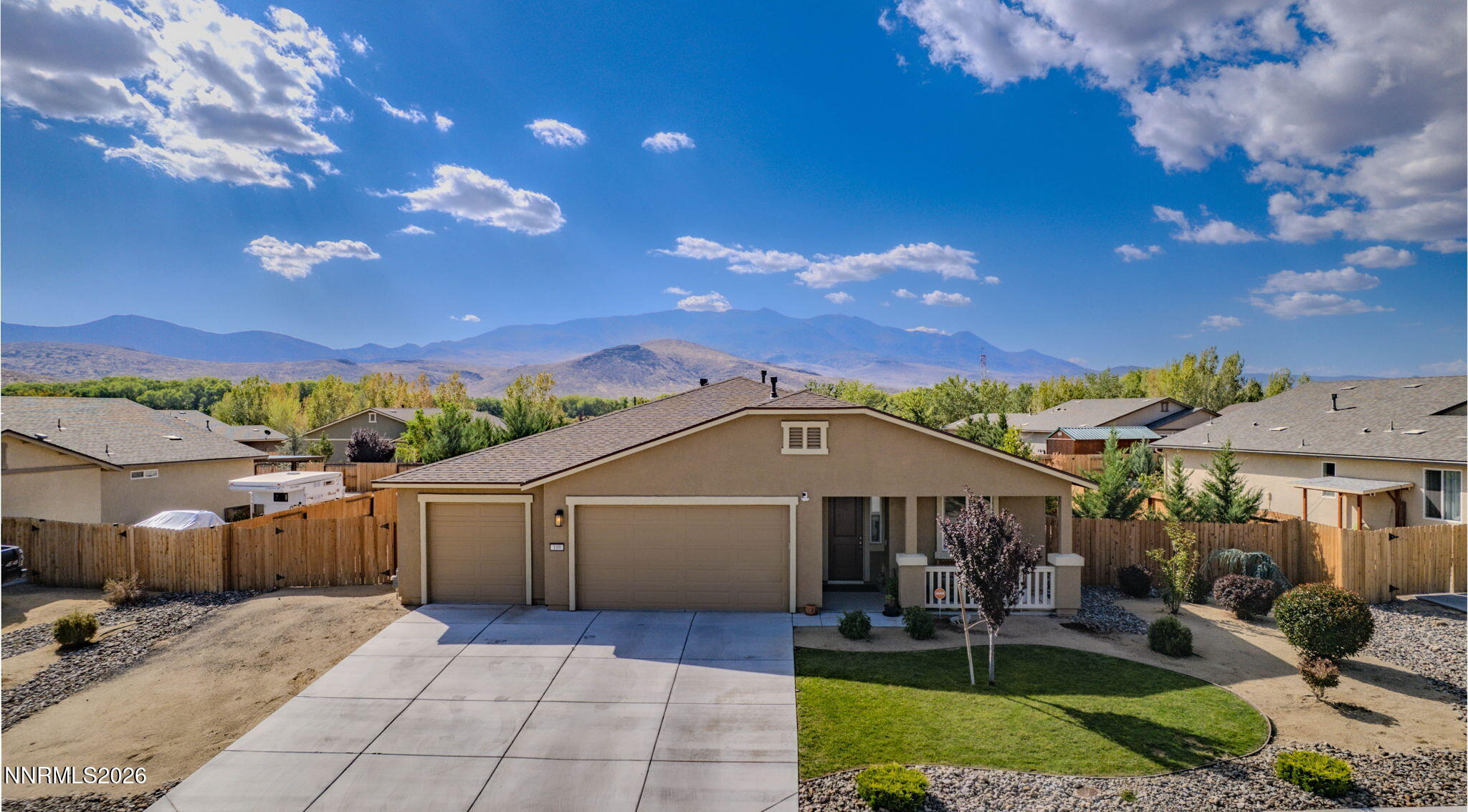 109 Alamosa Street Property Photo 5