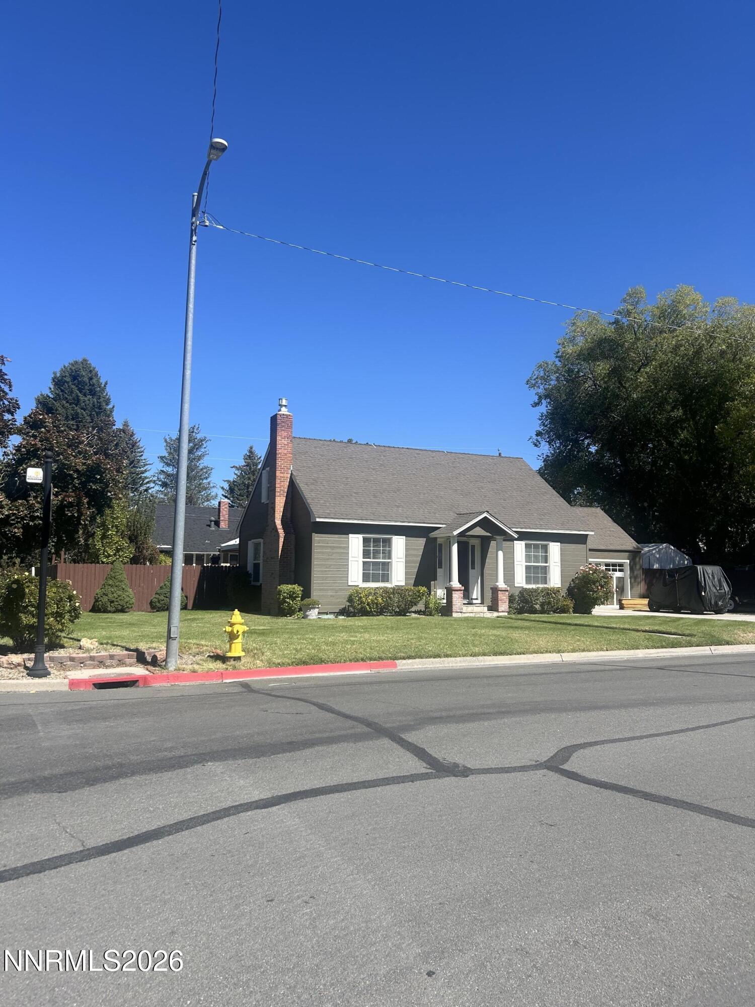 1627 Mono Avenue Property Photo 2