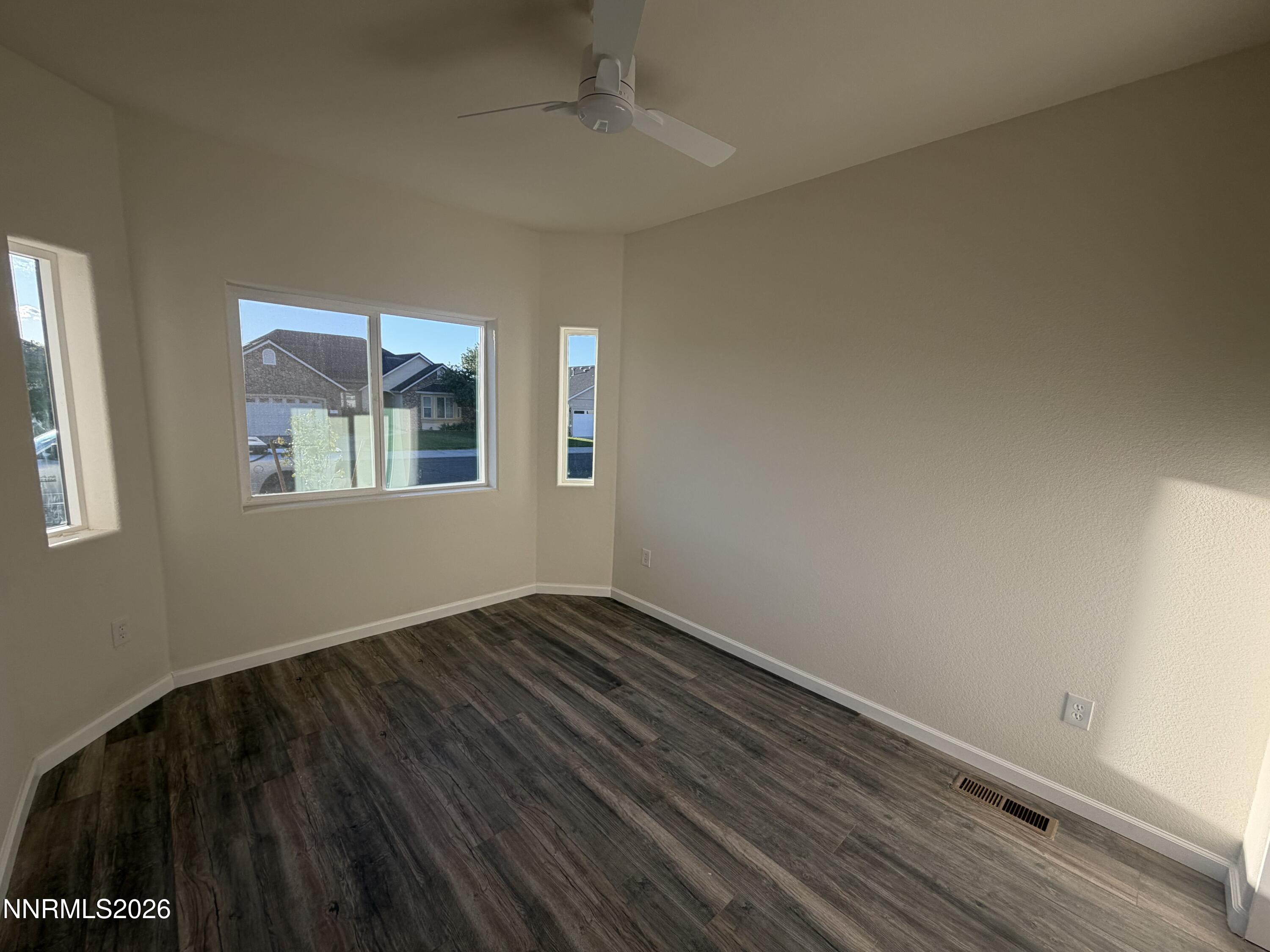 434 Dog Leg Drive Property Photo 18
