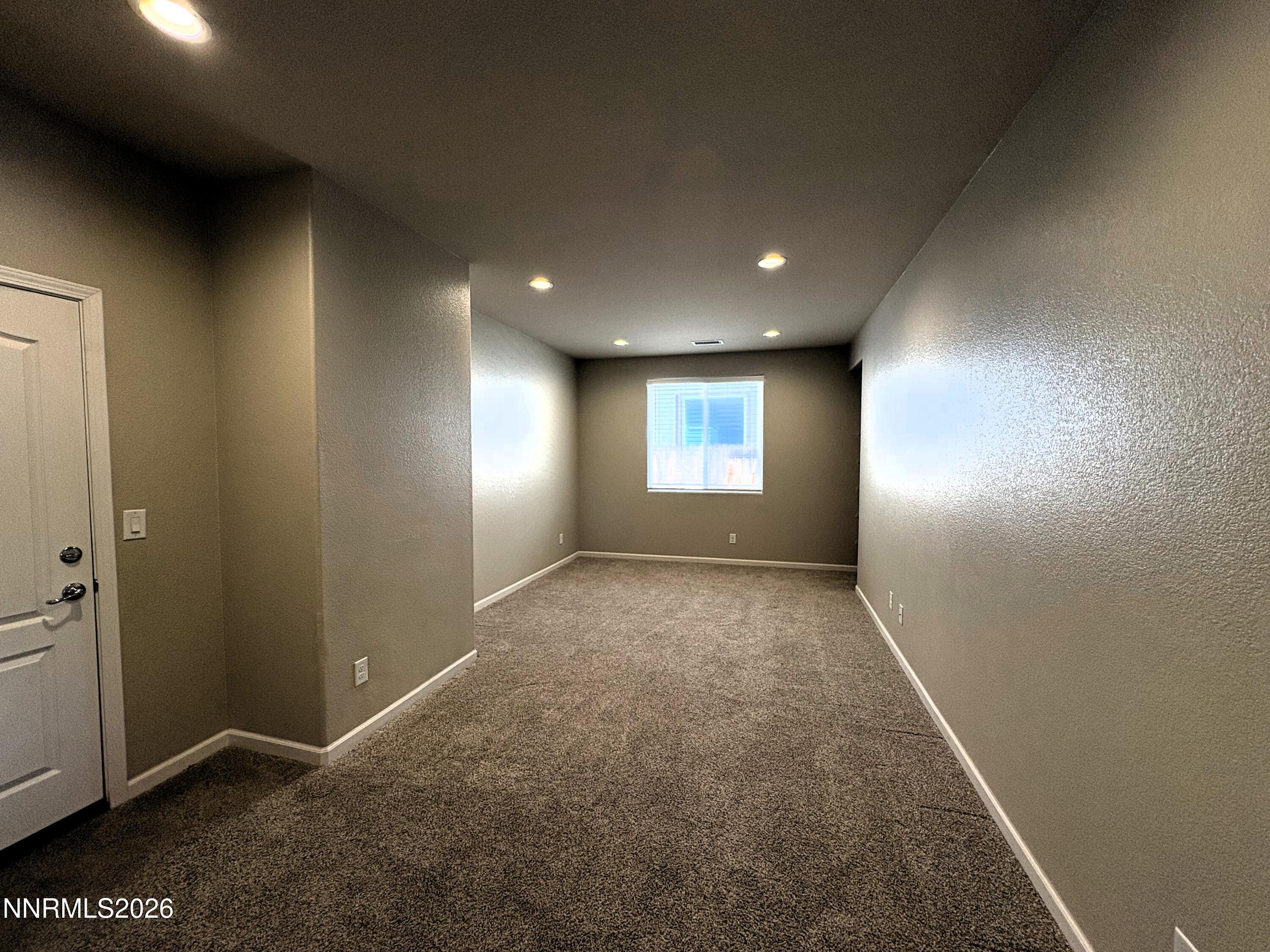 300 Granite Court Property Photo 4
