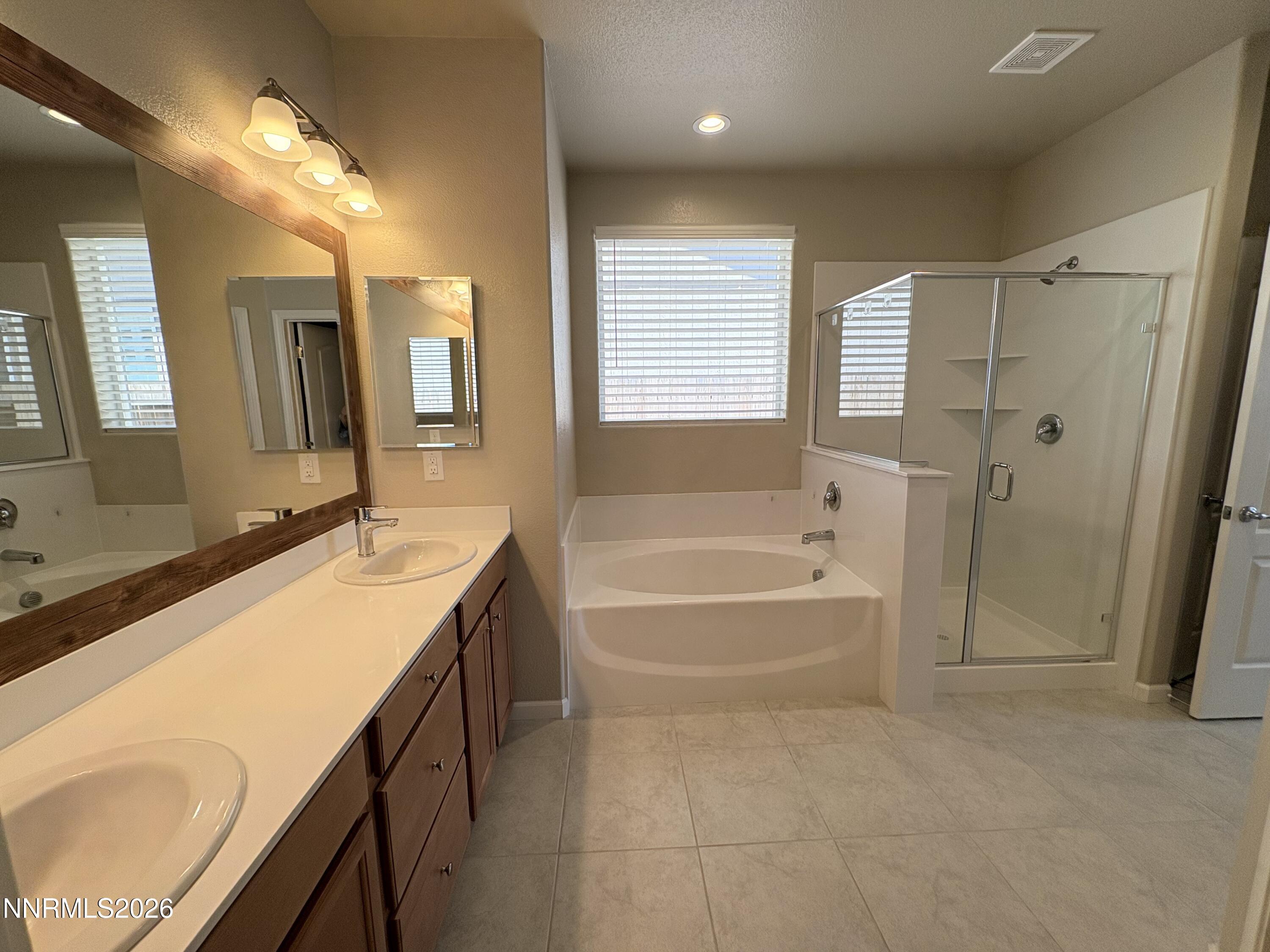 300 Granite Court Property Photo 17