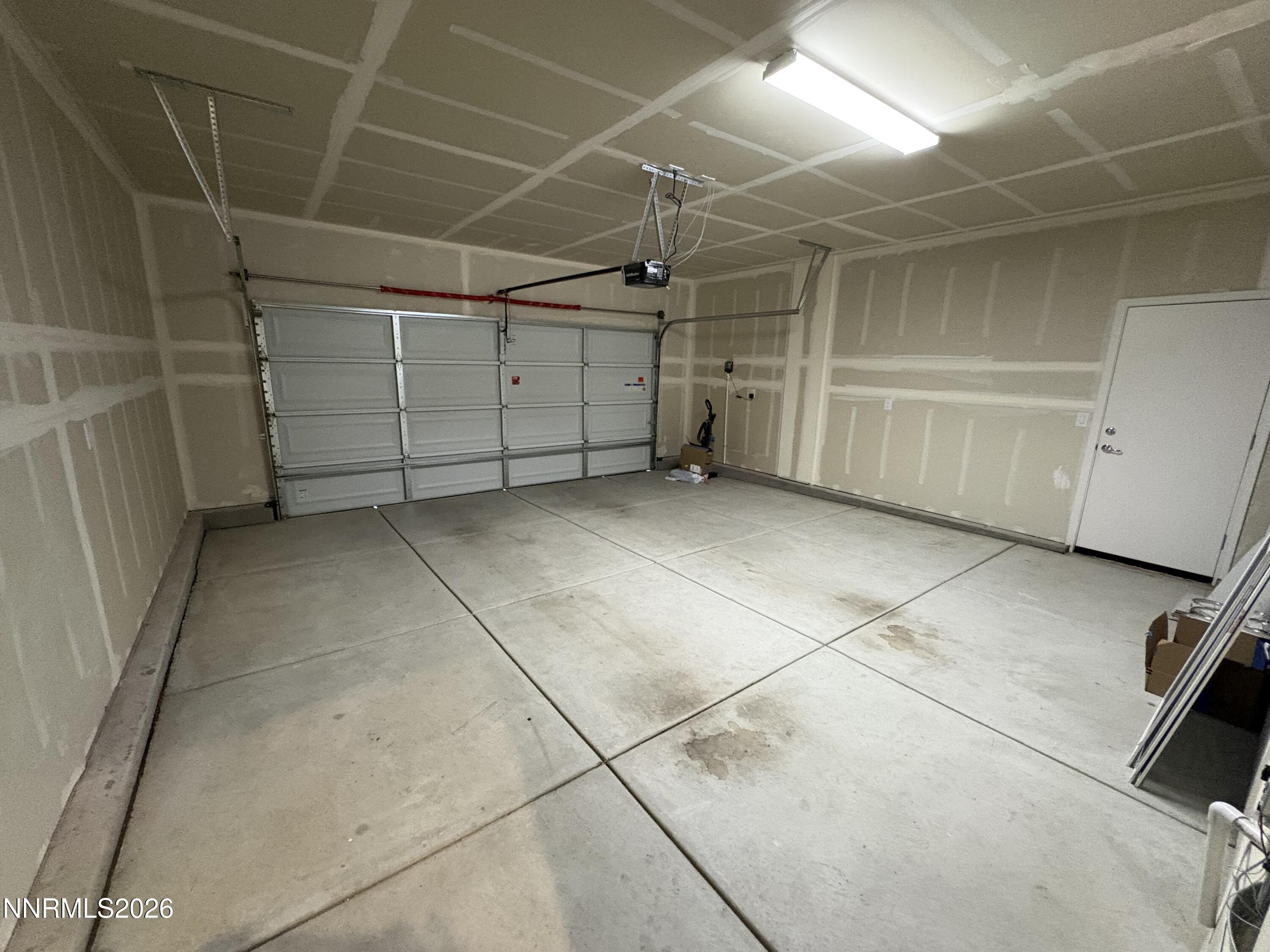 300 Granite Court Property Photo 36